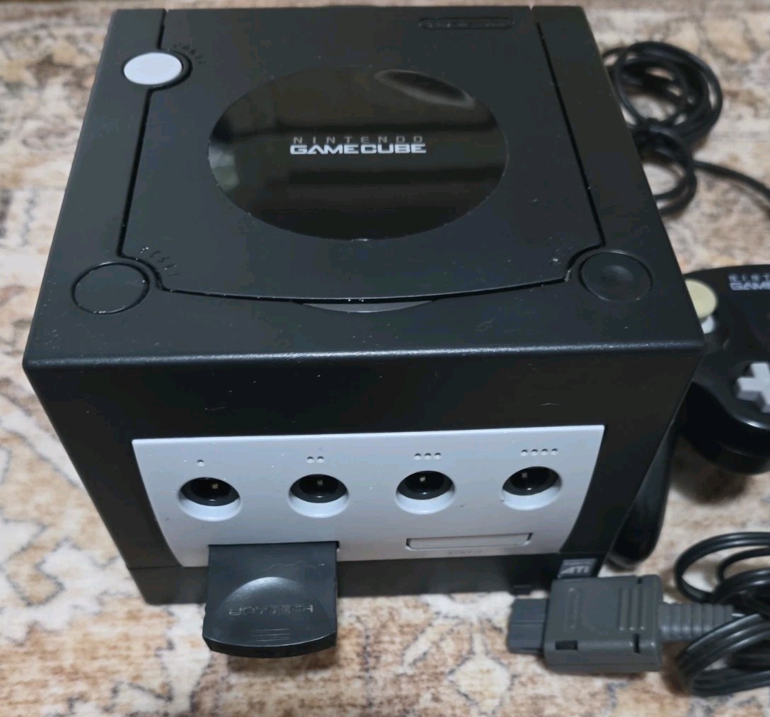 Nintendo Gamecube Black with 1 Controller Cables and Memory Card Tested