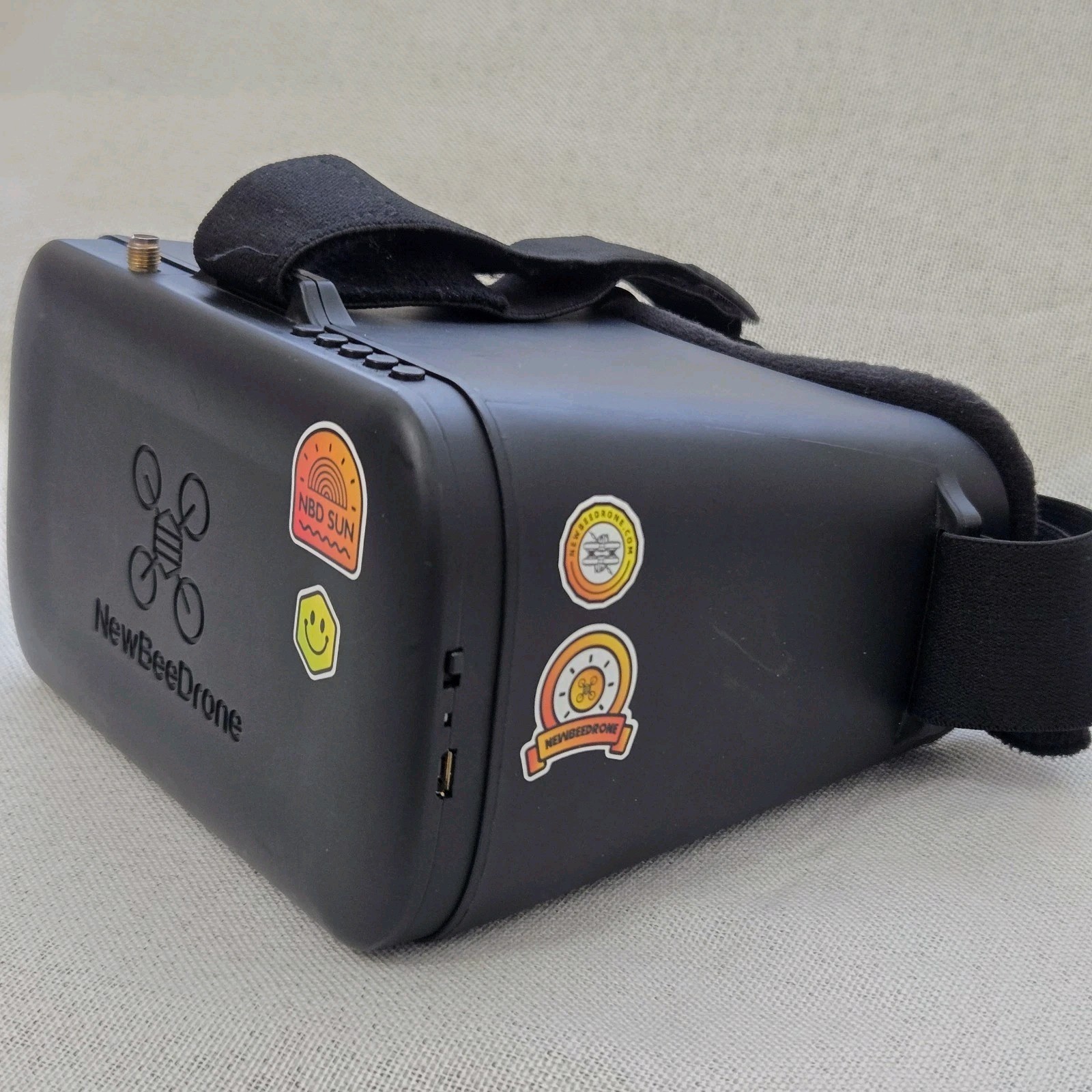NewBeeDrone Skyportal FPV Goggles RTF Monitor & Strap - No Drone/Remote/Antenna