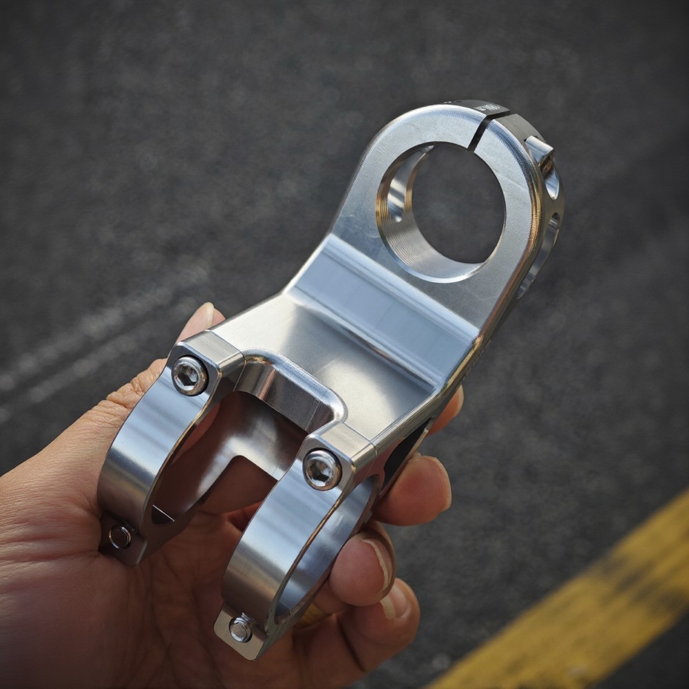 Lightweight 6061 Alloy Stem 60mm 65 Degree for Mountain and Downhill Bike Use
