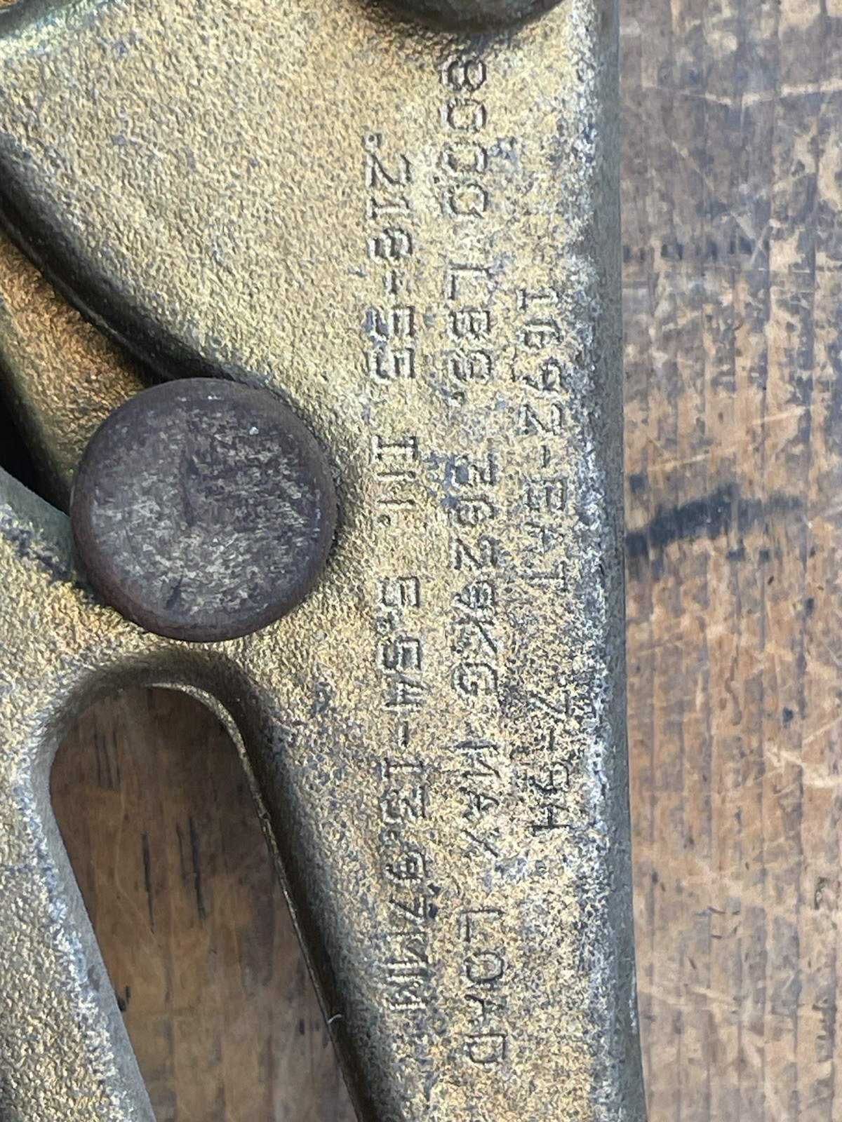 Klein Tools 1692 And 1659 -5AT Chicago Grip Coated Strand Puller