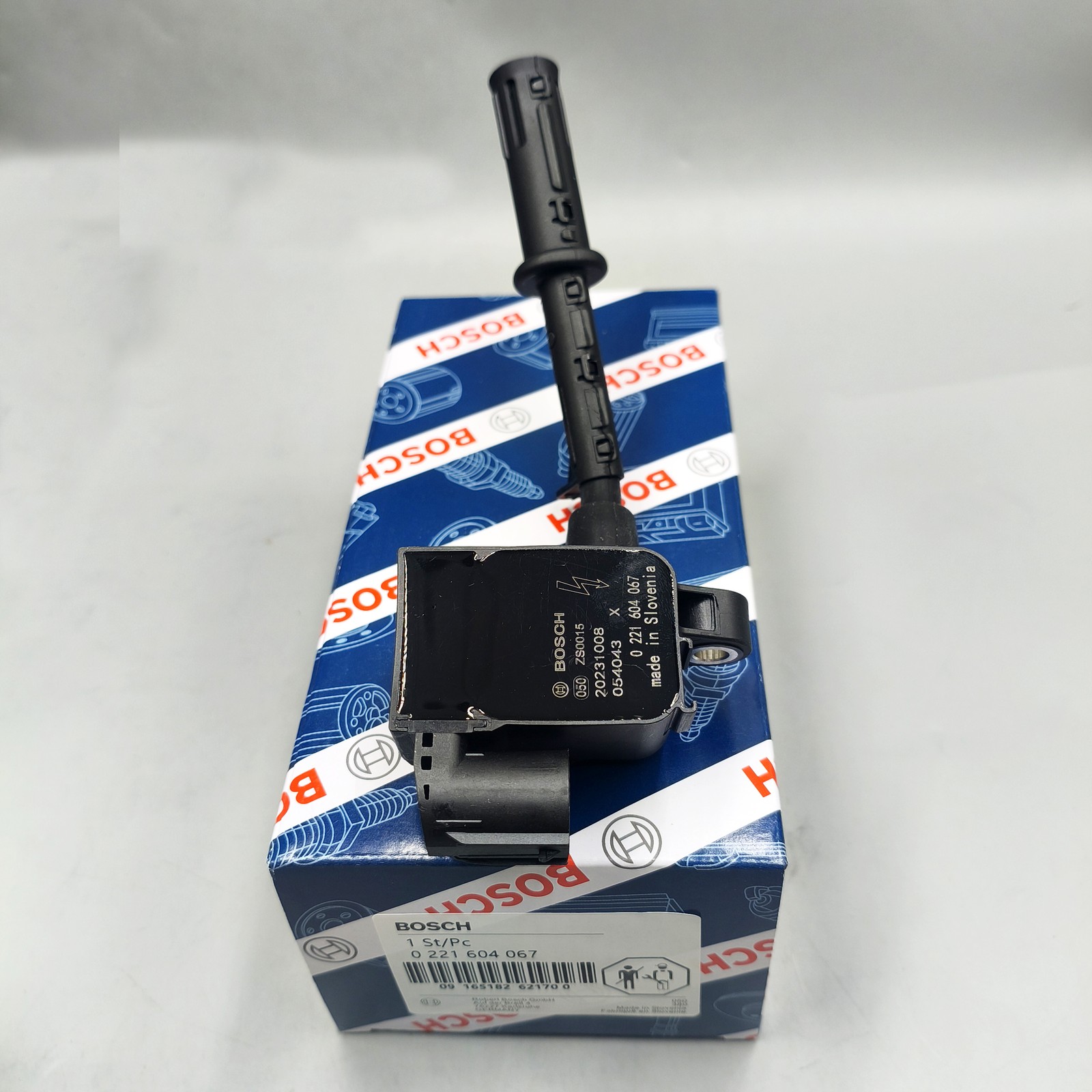 1PCS BOSCH 0221604067 0221604034 Ignition Coils 2769063700 2011-16 Mercedes-Benz