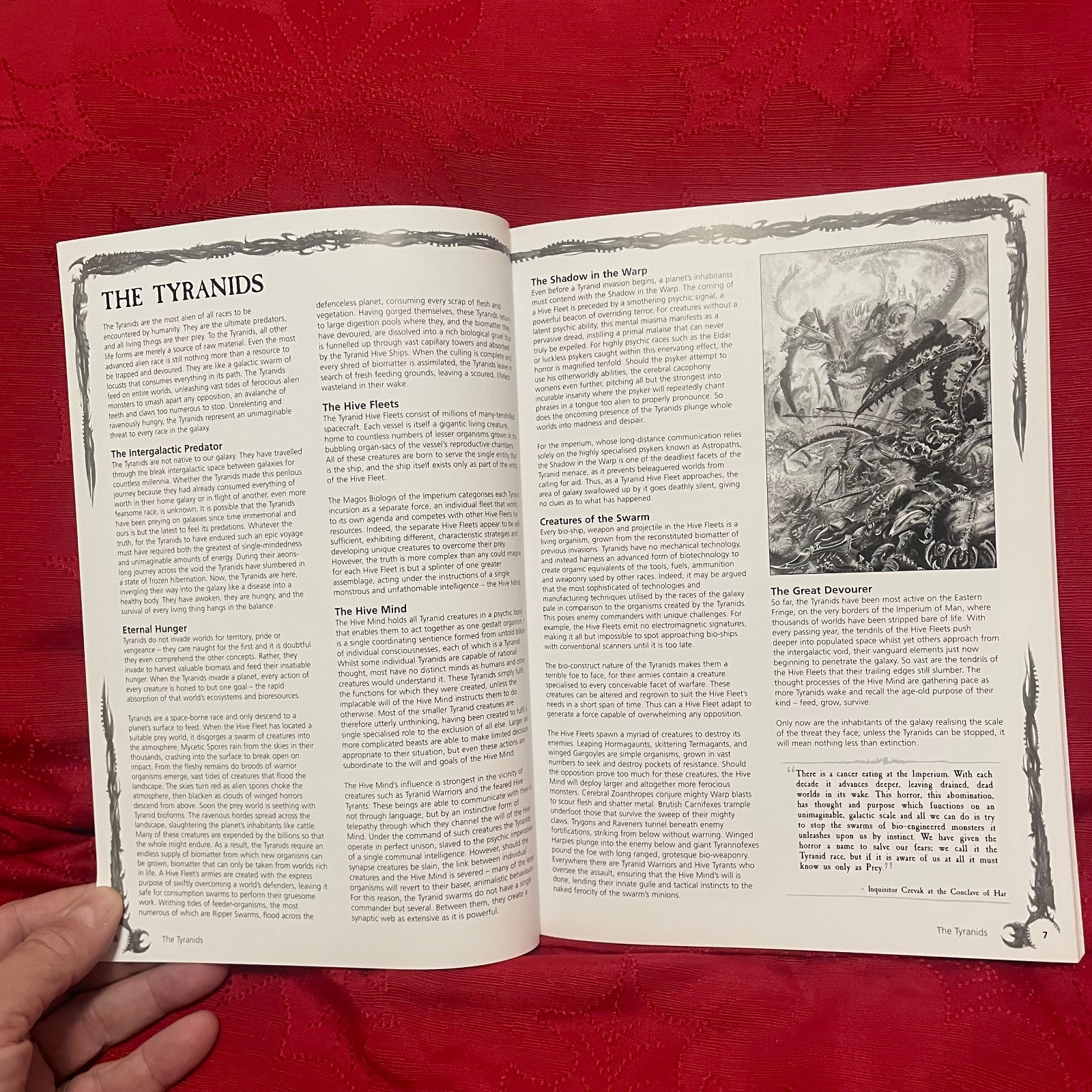Warhammer 40K Codex Tyranids Games Workshop 2009 5th Edition Softcover