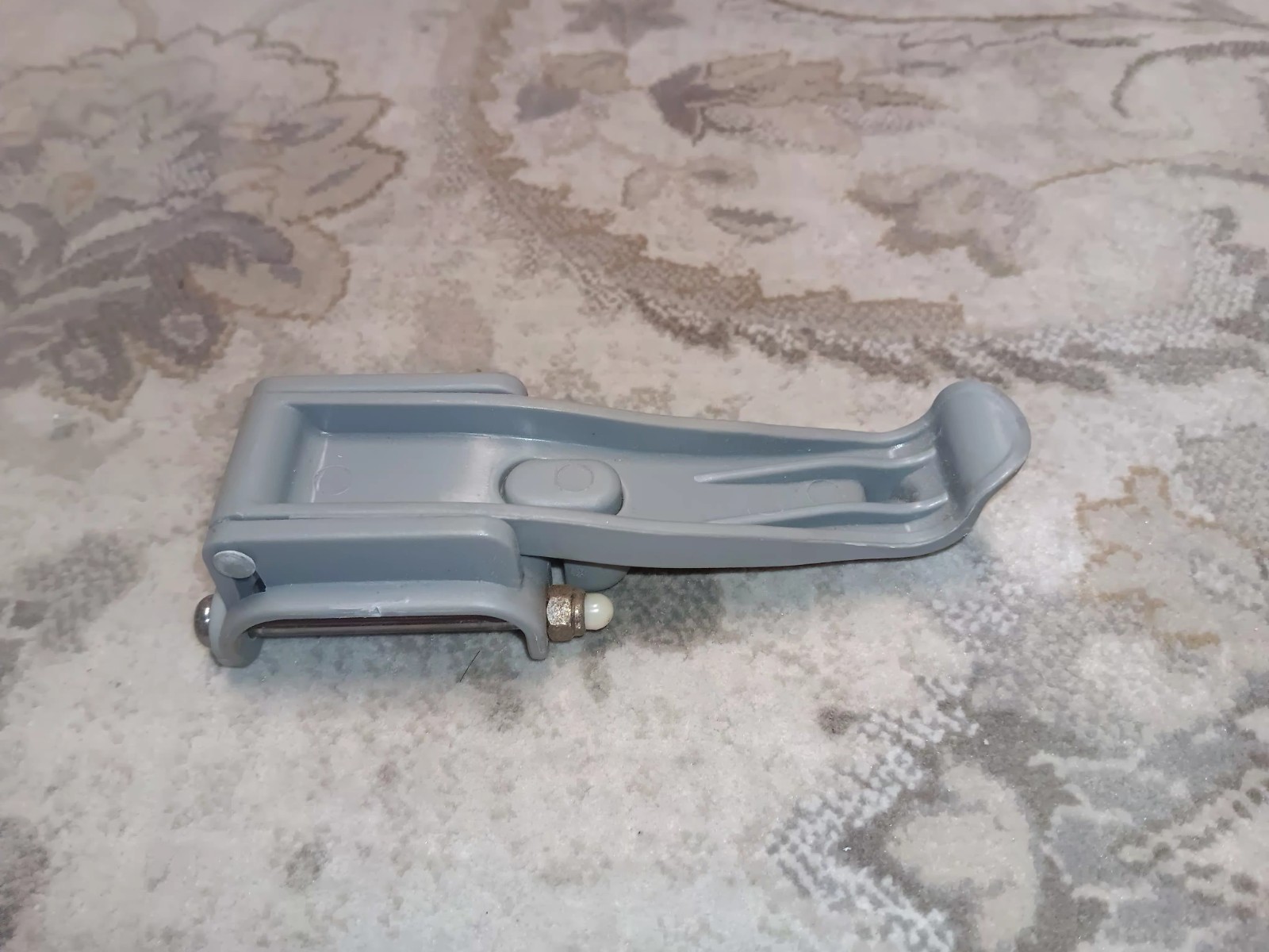 Orbit Baby G3 STROLLER LATCH ASSEMBLY