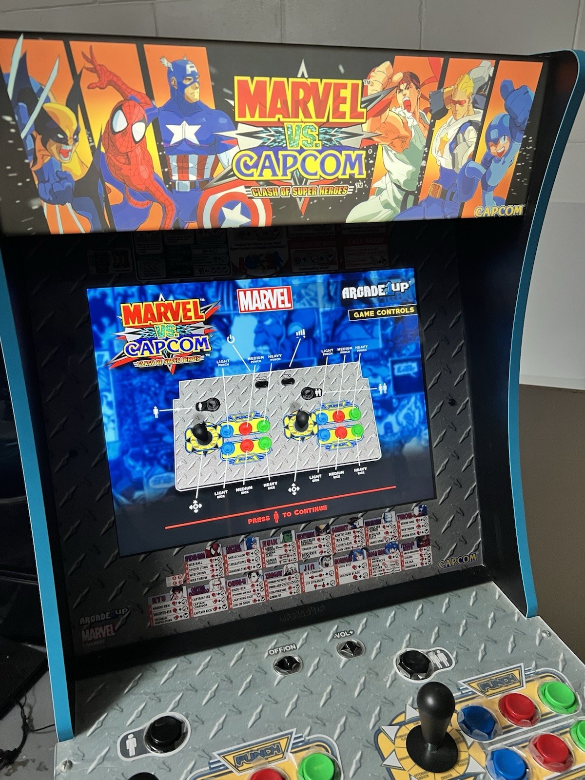 Arcade1UP Marvel vs Capcom Arcade With Riser/ Stool 🔥 GREAT CONDITIONS