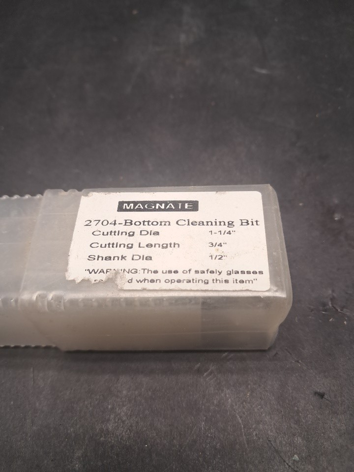 ❤️ Magnate 2704 Bottom Cleaning  Router Bit Please See Description For Size-New