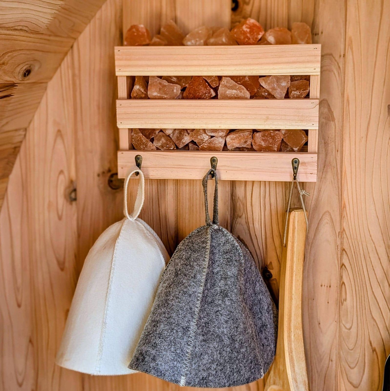 Himalayan Salt Hanging Sauna Box with Hooks, Cedar Wood, Relaxing Spa Decor