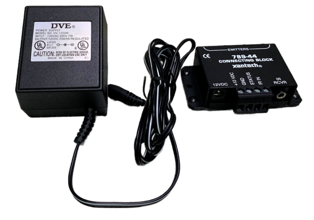 Xantech 789-44 IR Receiver Connecting Block Four Emitter Outputs w/ Power Supply