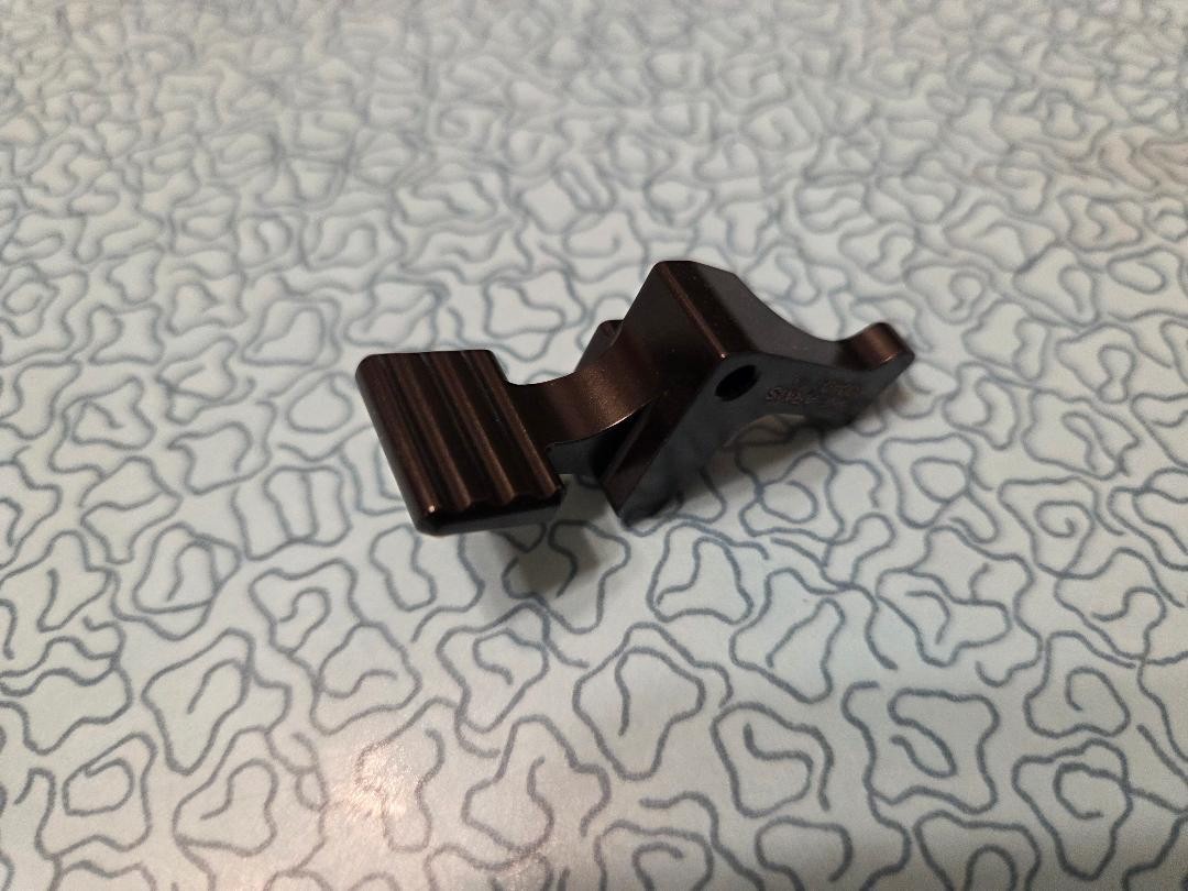 NEW!! Ruger 10/22 GLOSS BLACK paddle magazine release