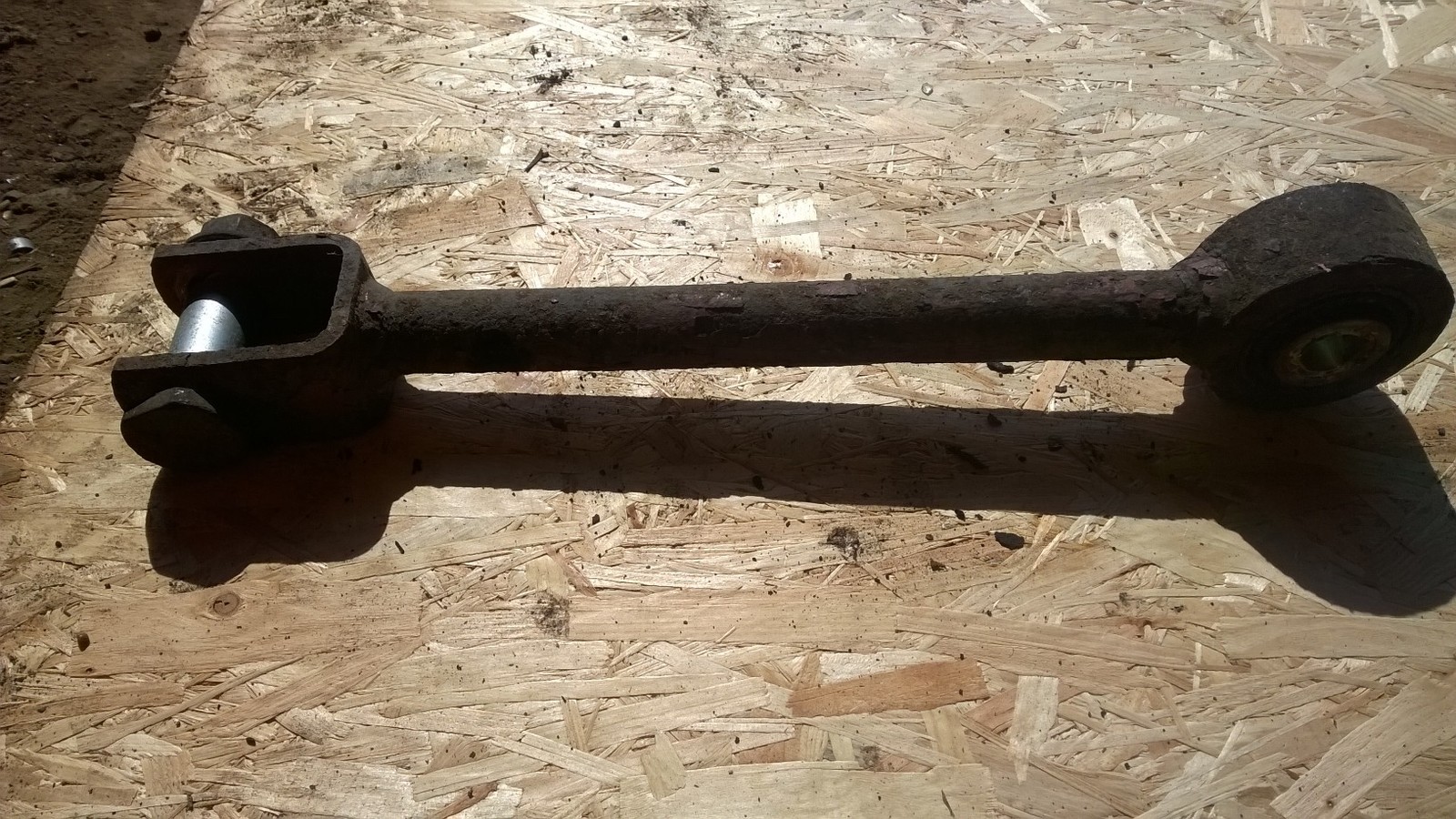 FRONT AXLE ANTI ROLL BAR DROP ARM  - REMOVED EUROCARGO 180-E-24