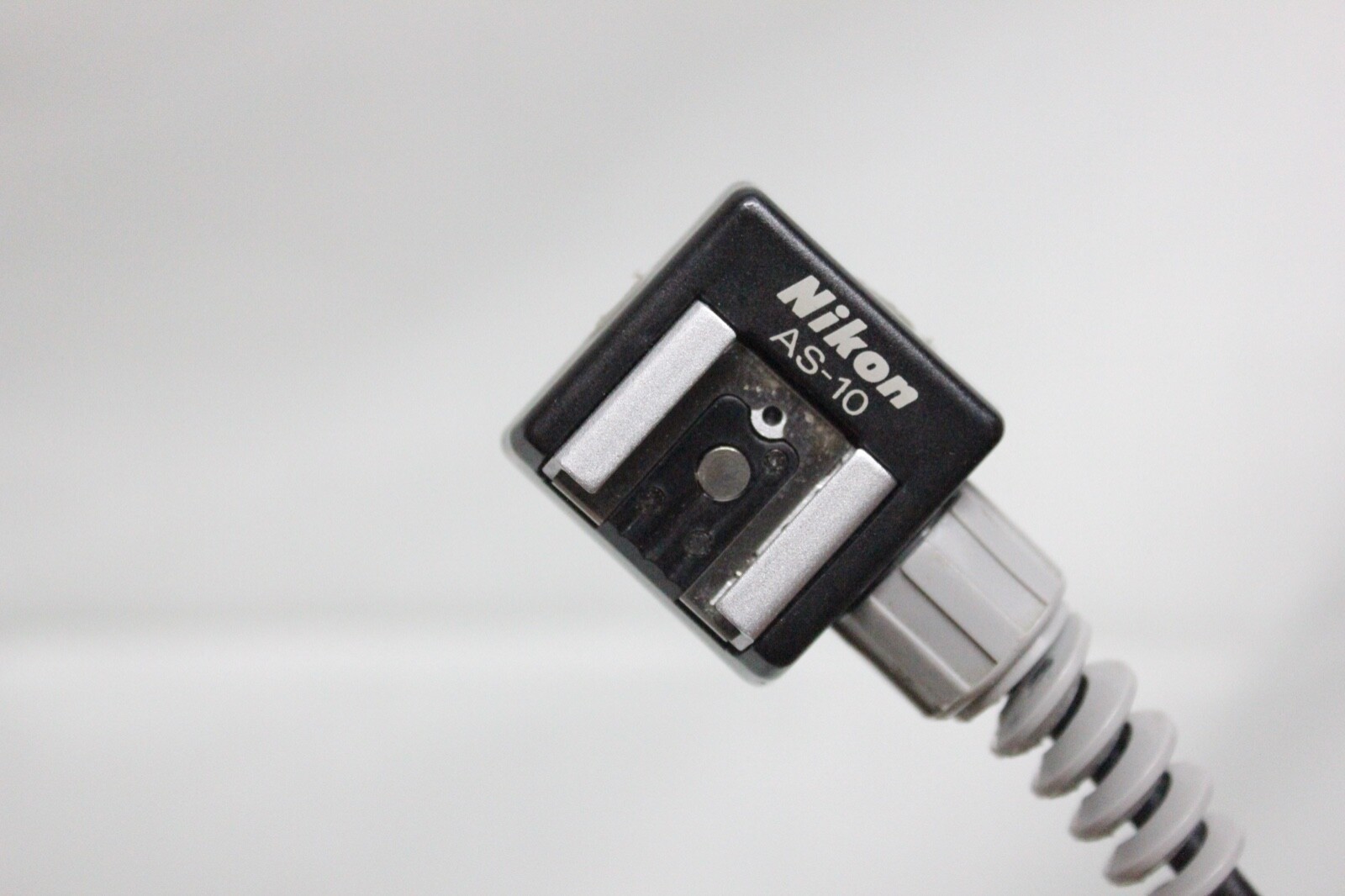 Nikon AS-10 TTL Multi Flash Adapter