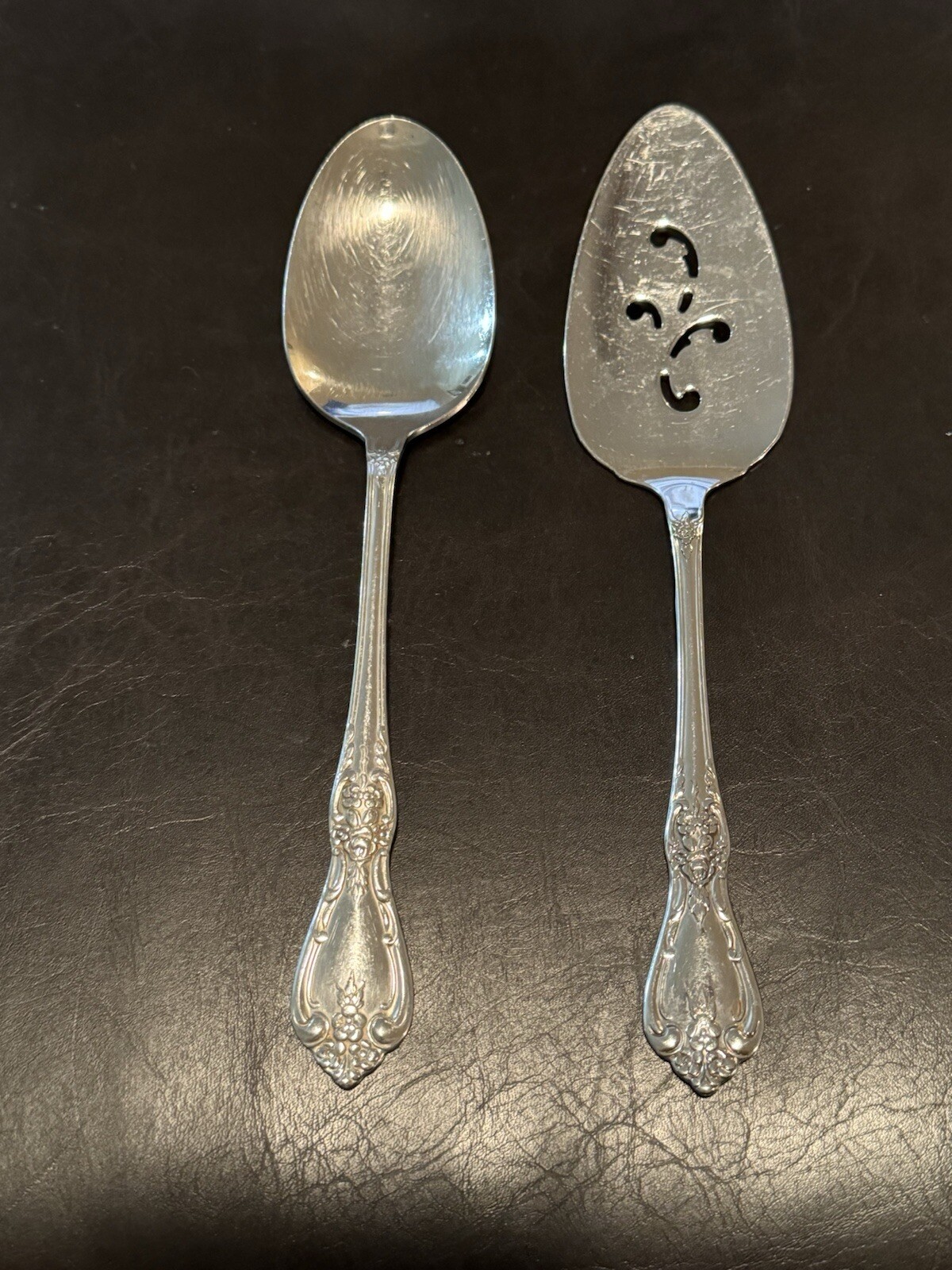 Oneida Kennett Square Deluxe Stainless by HH Serving Set 2 Pieces