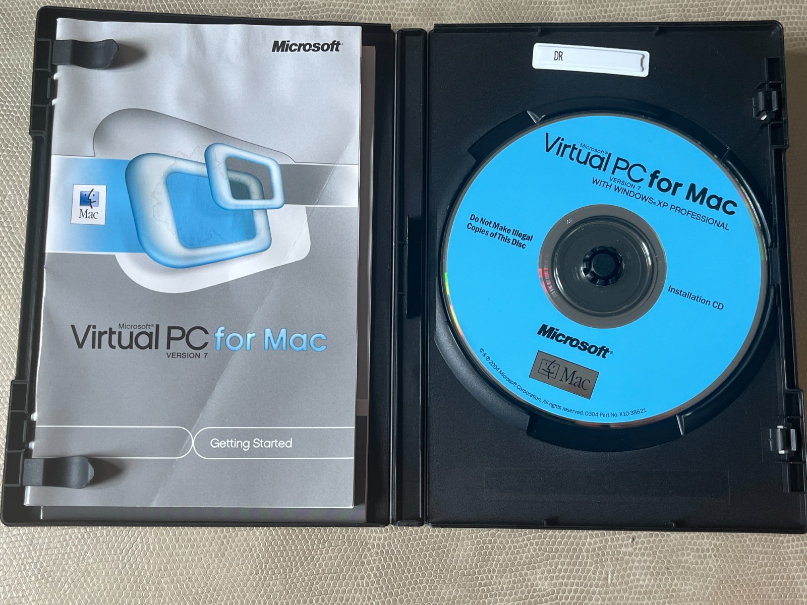 Microsoft Office Mac Home Student 2011 Family Pack + Office 2004, Virtual PC Mac
