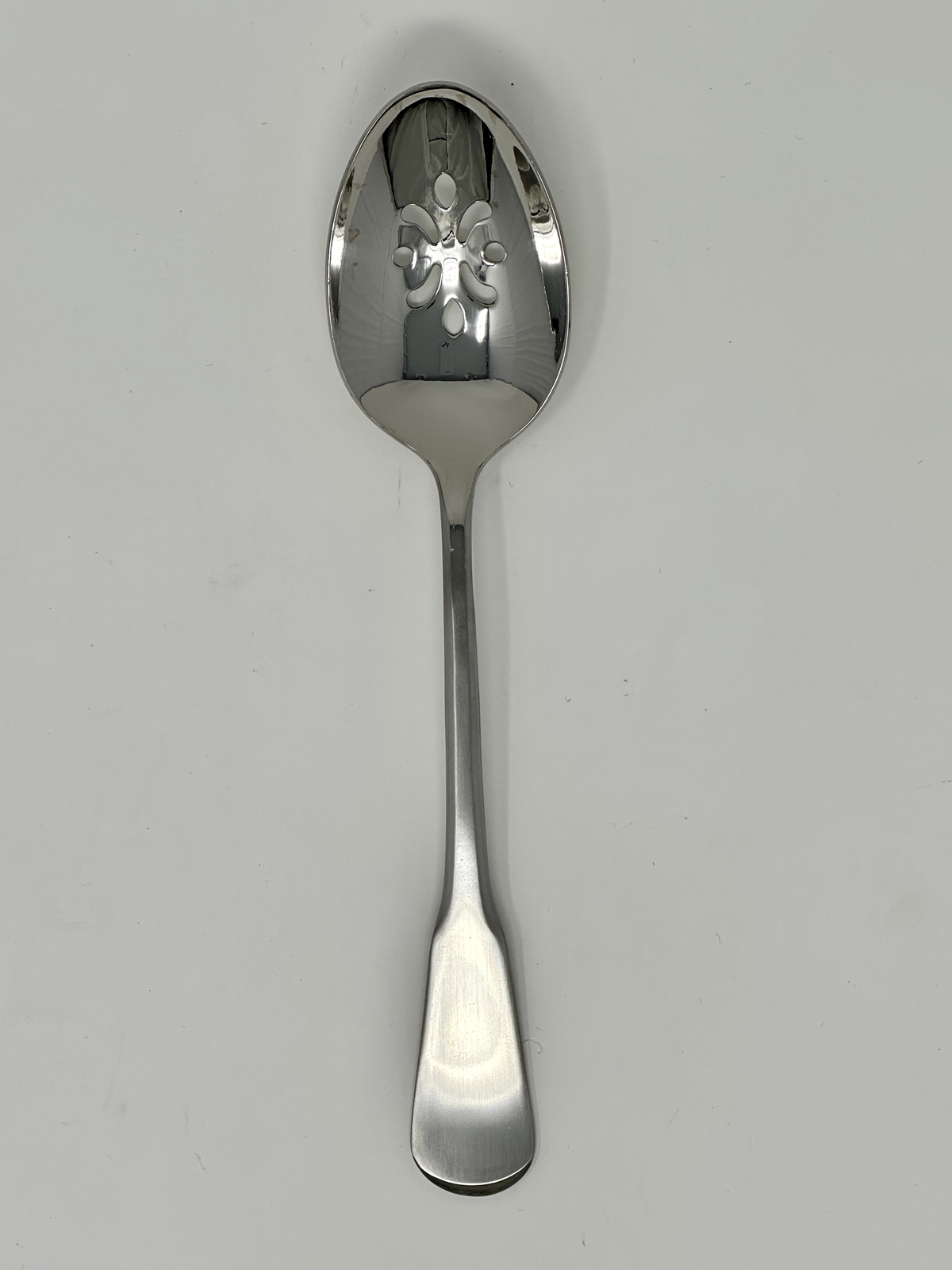 Oneida Colonial Boston Pierced Serving Spoon