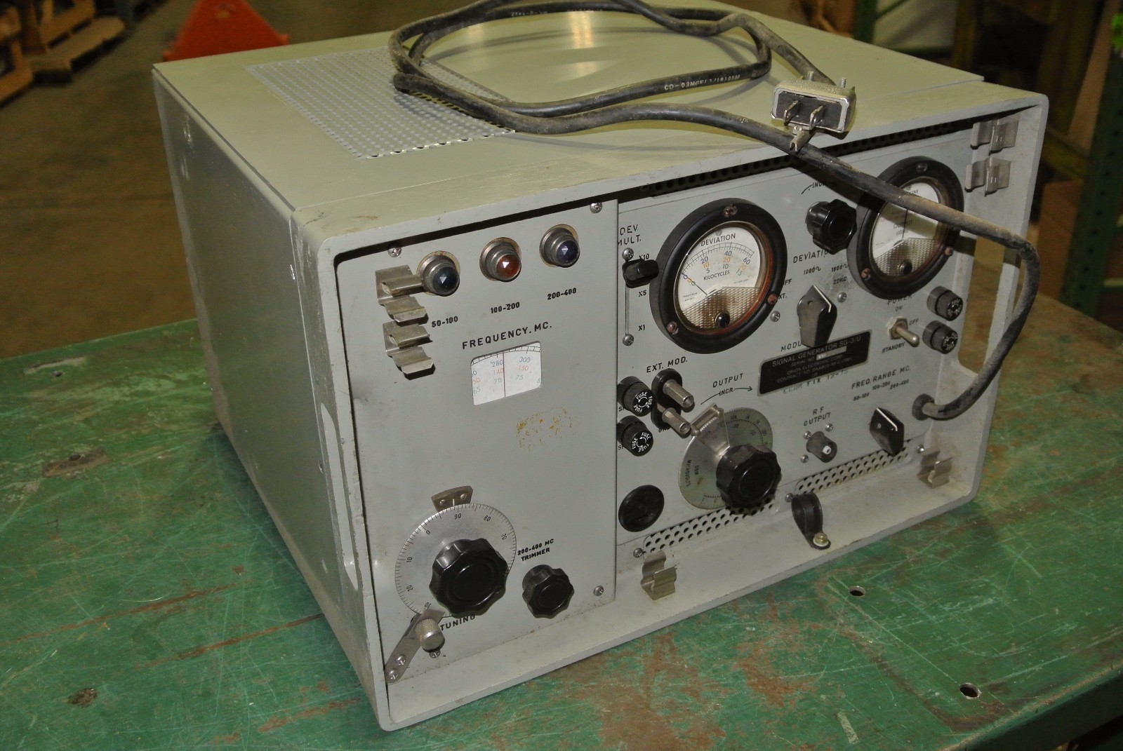 ORION ELECTRONICS CORP. SIGNAL GENERATOR SG-3/U [WHSE6.3A1]