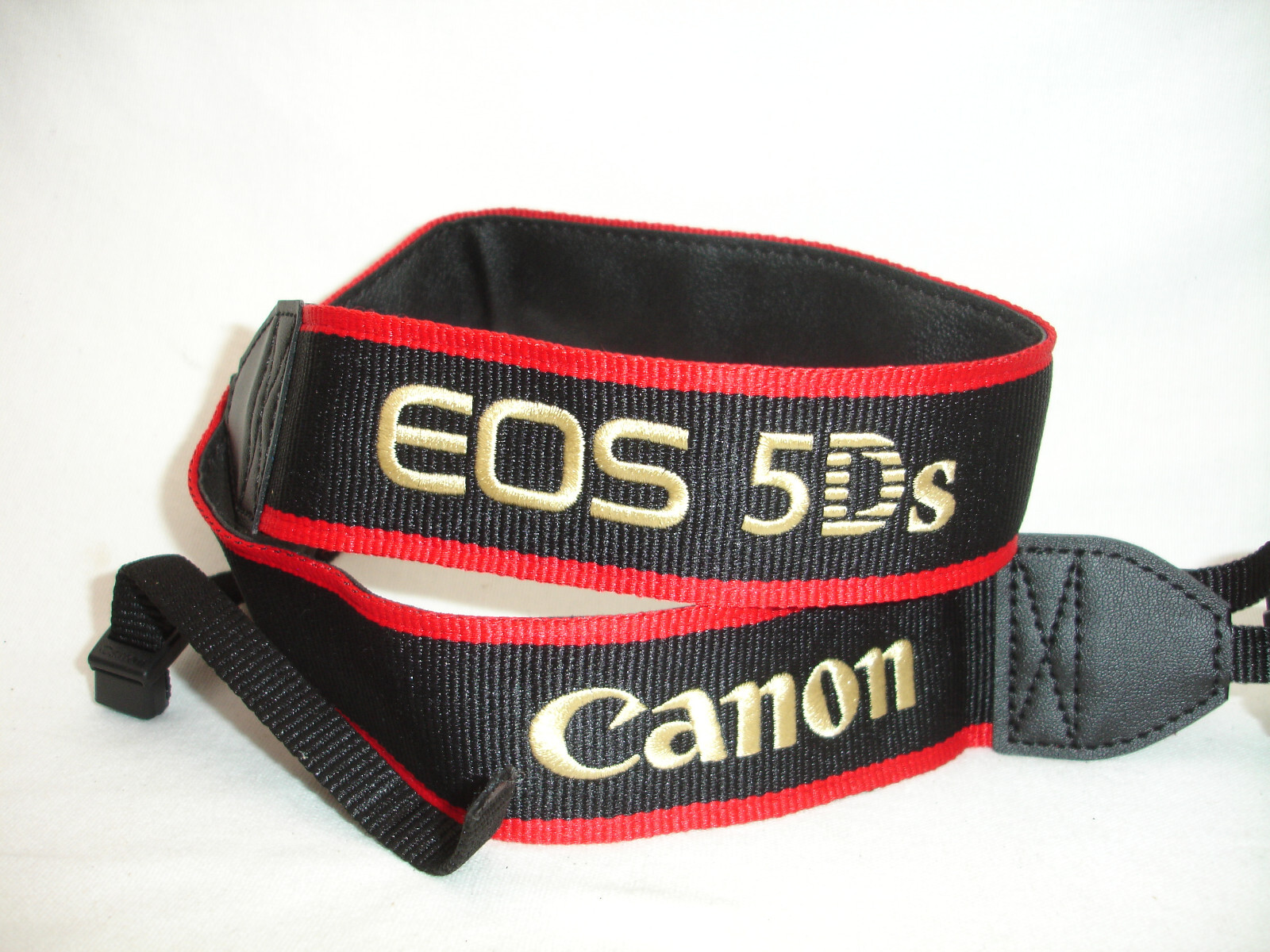 CANON EOS 5Ds CAMERA NECK STRAP , Genuine / OEM ,  5D s