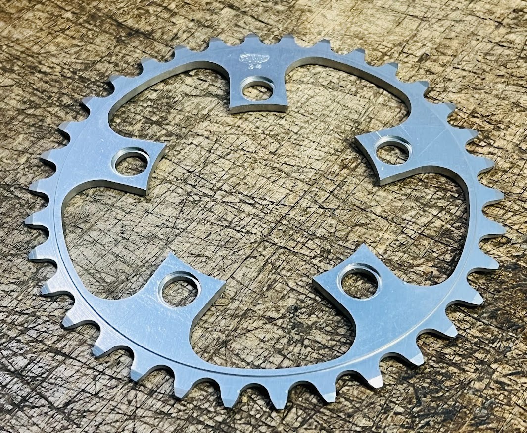 Stronglight Model 99 - 34 Tooth chainring - 86BCD - Rare - MINT Condition - 34T