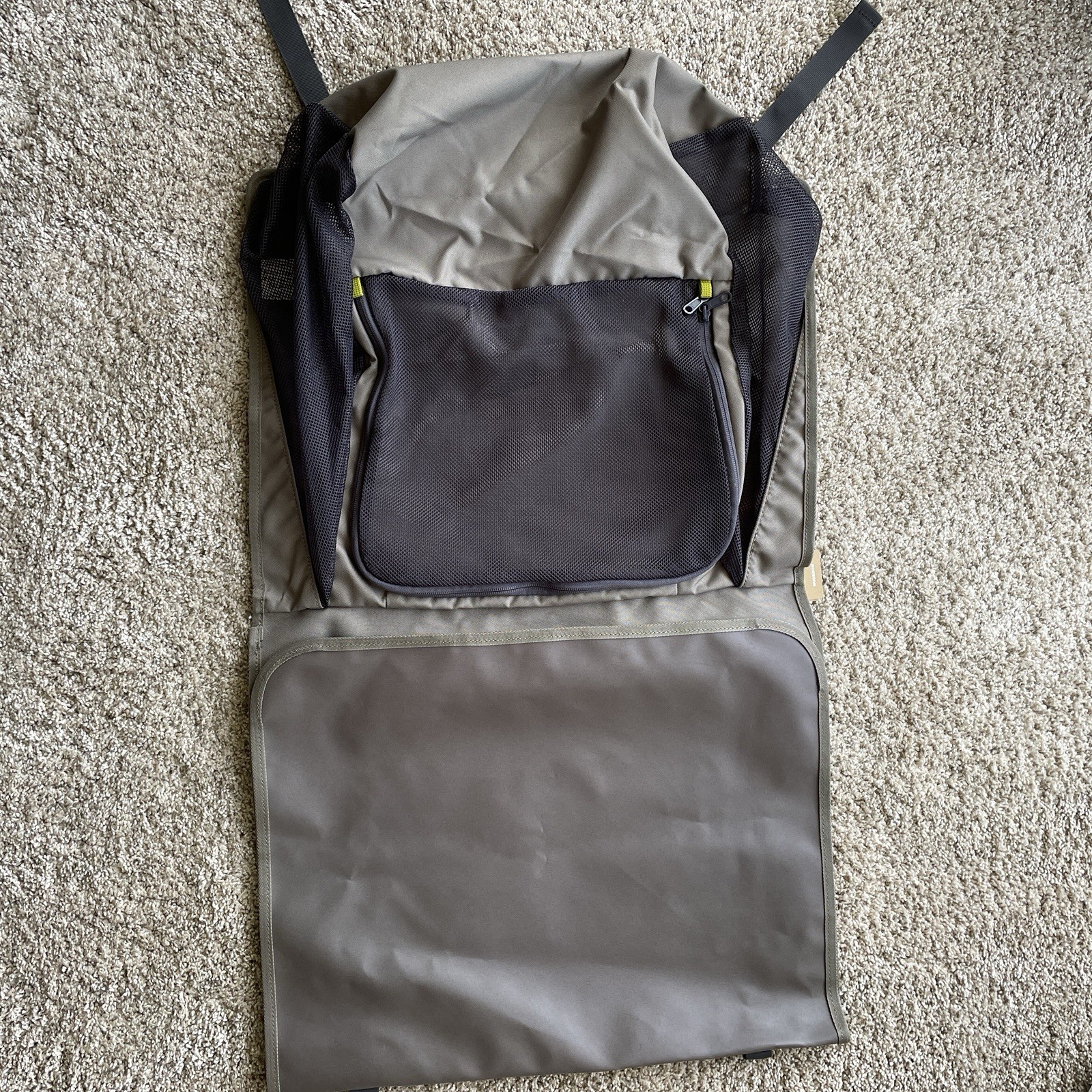 Orvis Wader Mud Room Bag