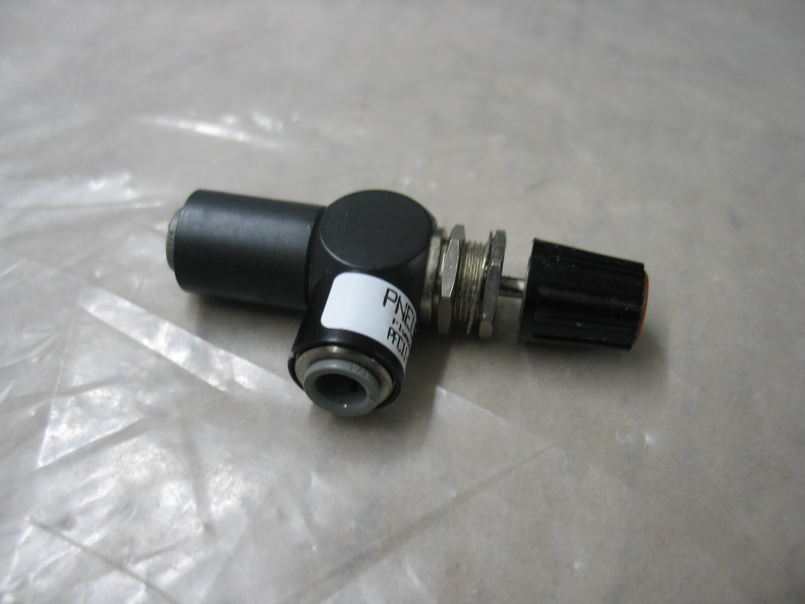 PNEUMADYNE PFC11-66 NEEDLE CONTROL VALVE WITH 1/4 PUSH-IN FITTINGS P9530