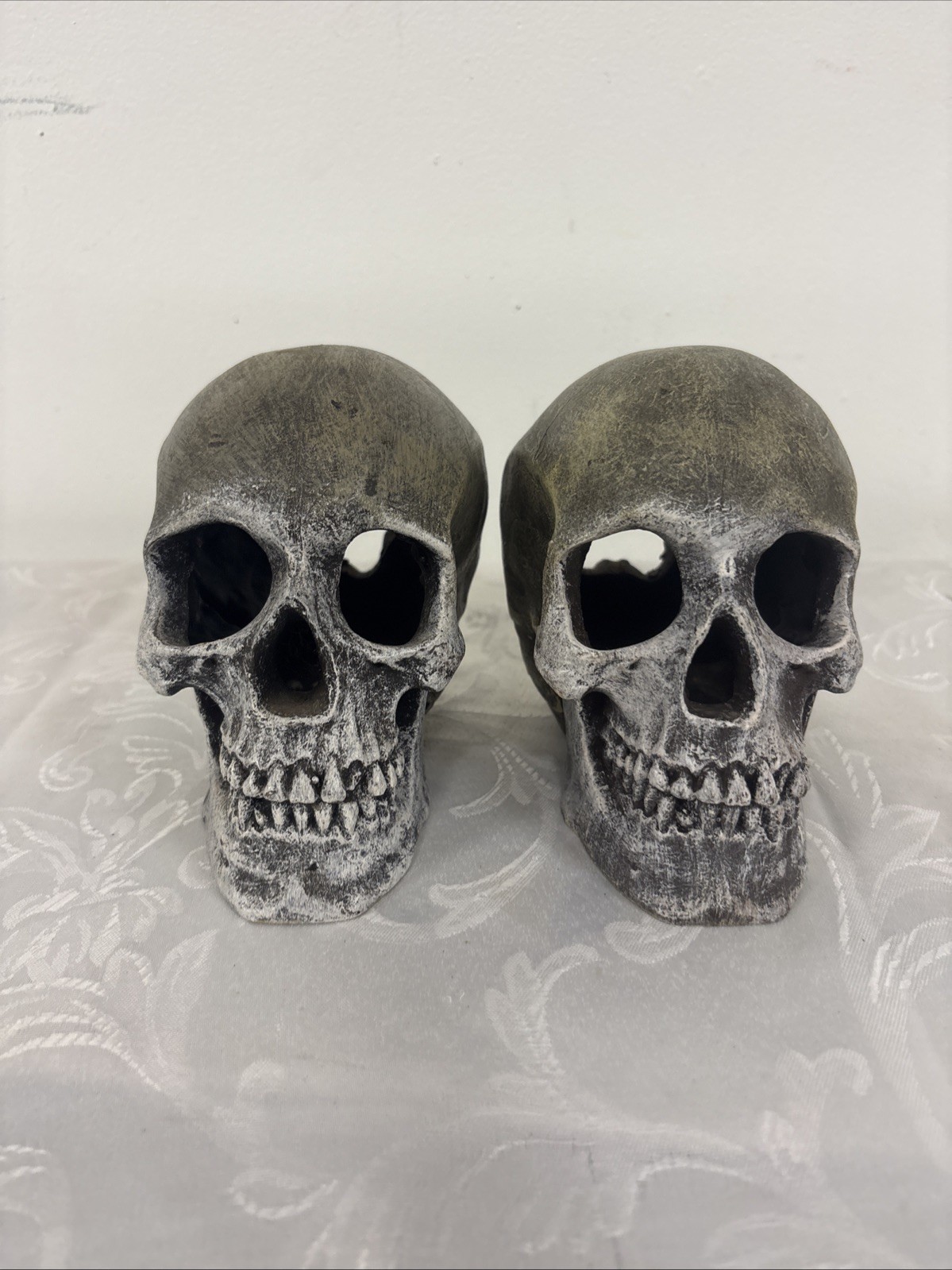 Halloween Sitting Human Skull Scary Decor