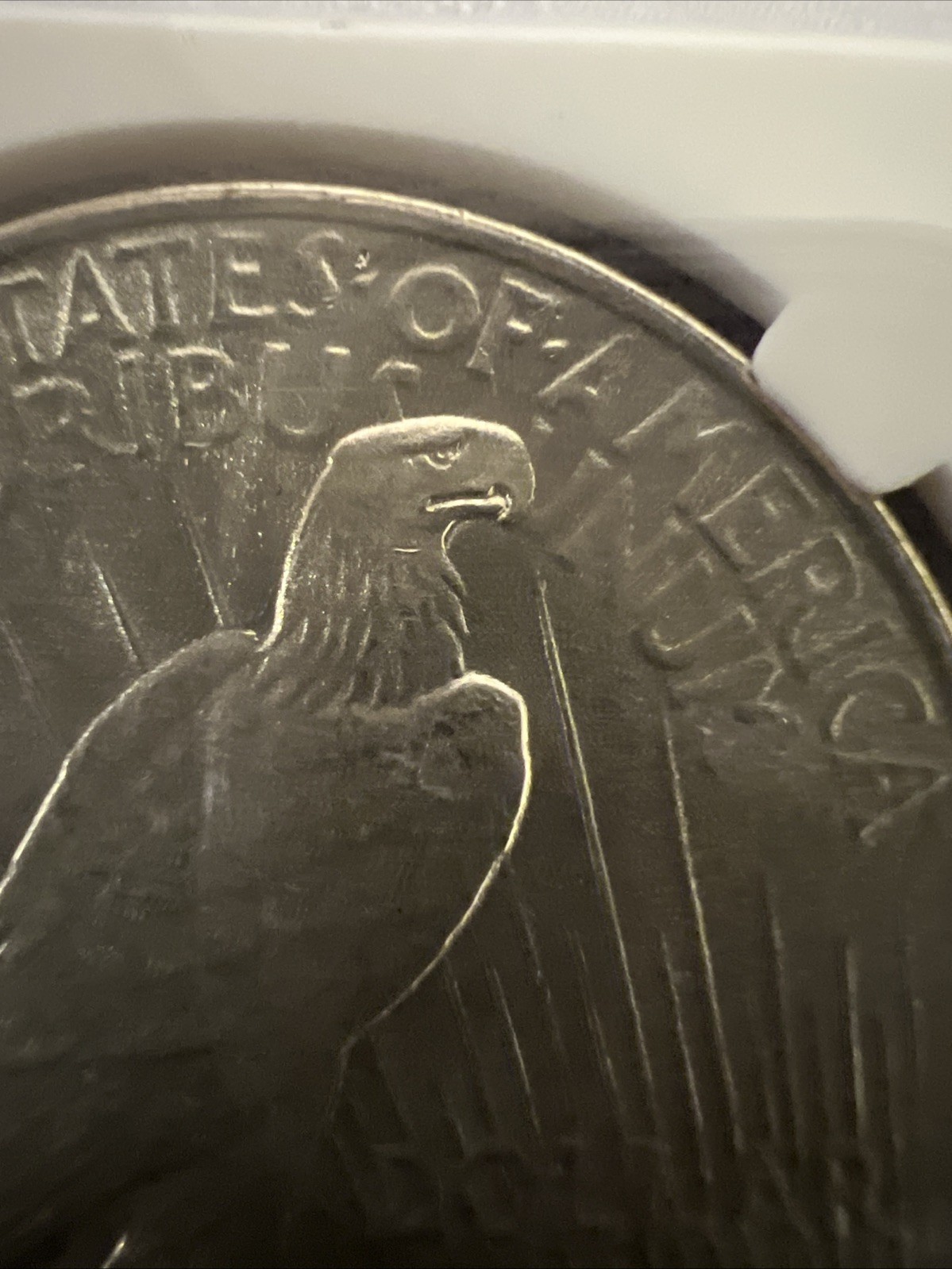 1922-P PEACE SILVER DOLLAR