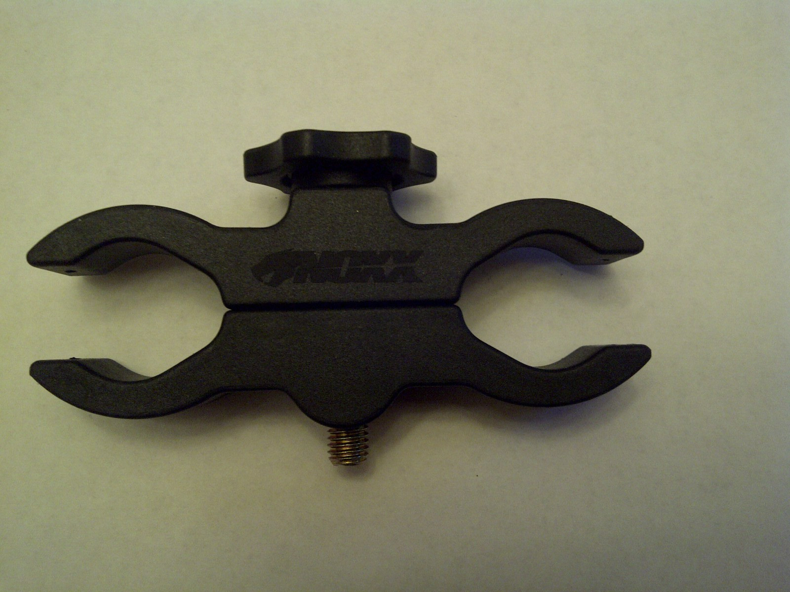 UNIVERSAL ADJUSTABLE GUN MOUNT FOR HANDHELD FLASHLIGHT PREDATOR HUNTS NIGHT HUNT