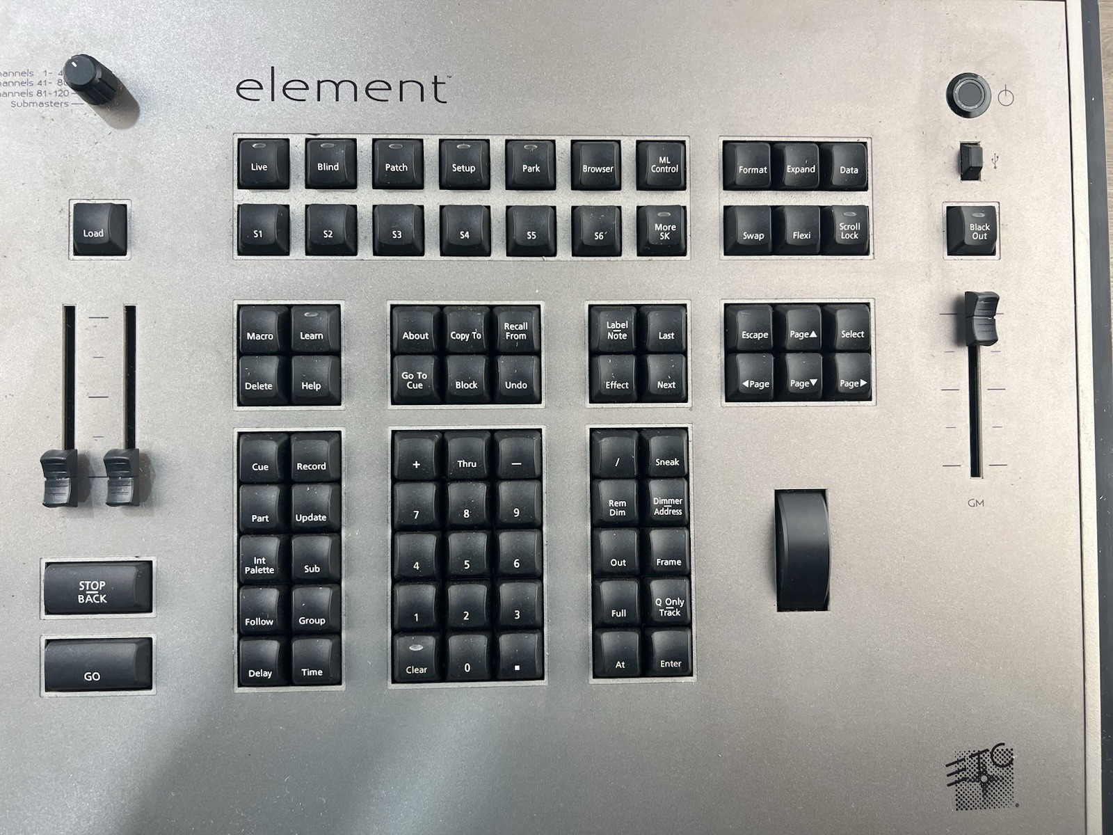 ETC Element Lighting Console 40 Channel CM2