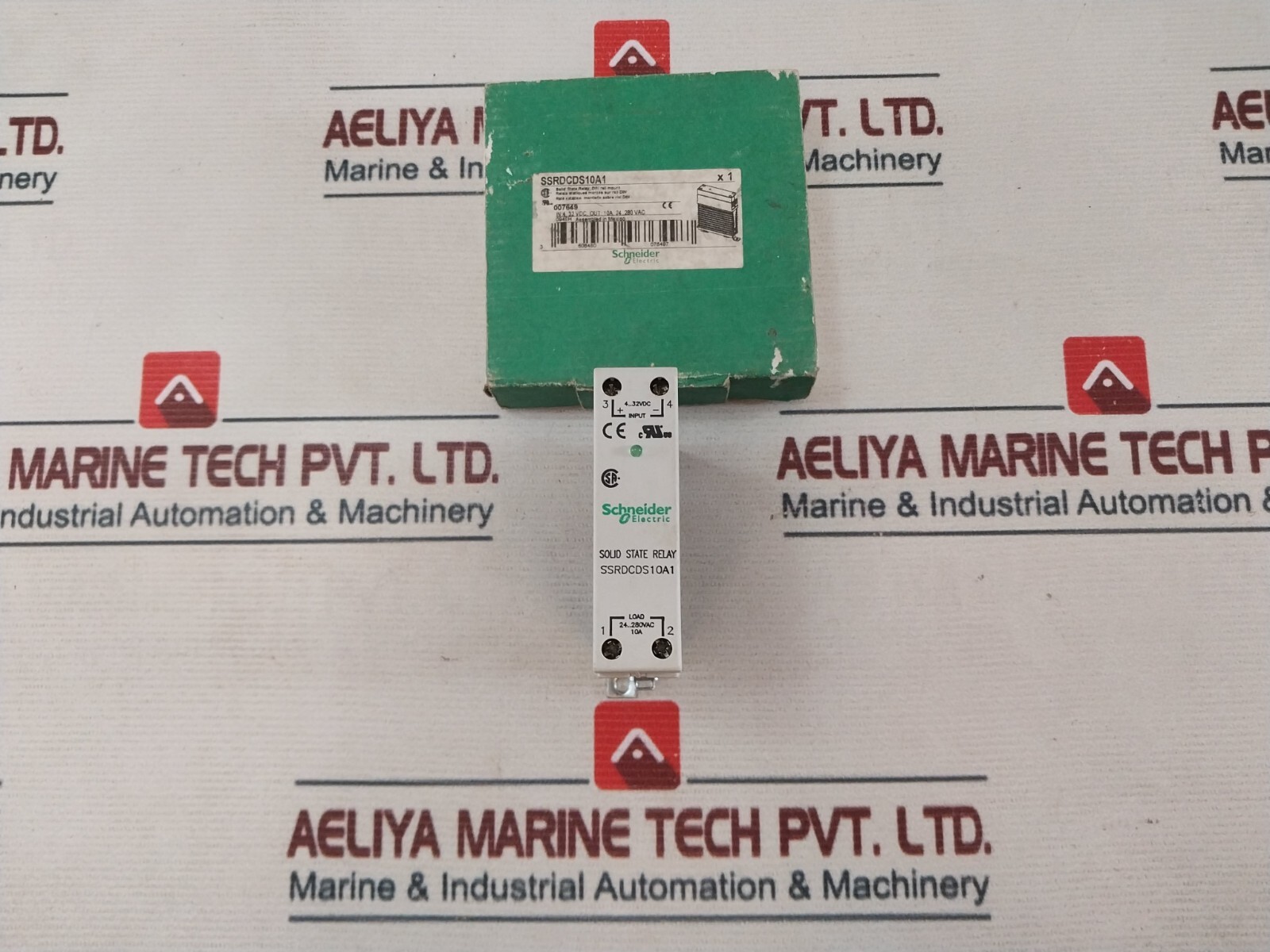 Schneider Electric SSRDCDS10A1 Solid State Relay 4-32VDC