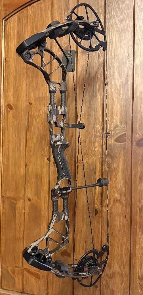 NEW Prime Archery Form 30  BOTTOMLAND Camo Compound Bow RH 29" 60-70lb