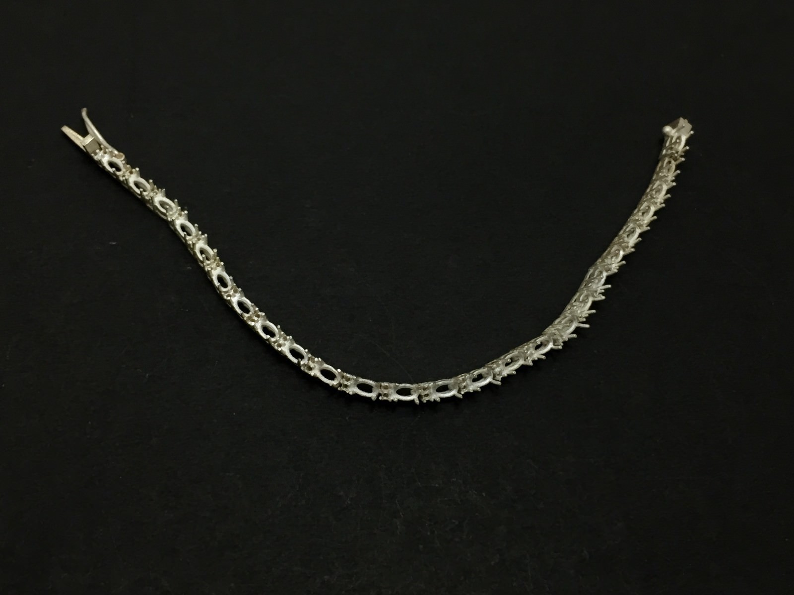 925 Sterling Semi Mount Silver Bracelet Stone Size 3 x 5 mm Oval Semi Mount