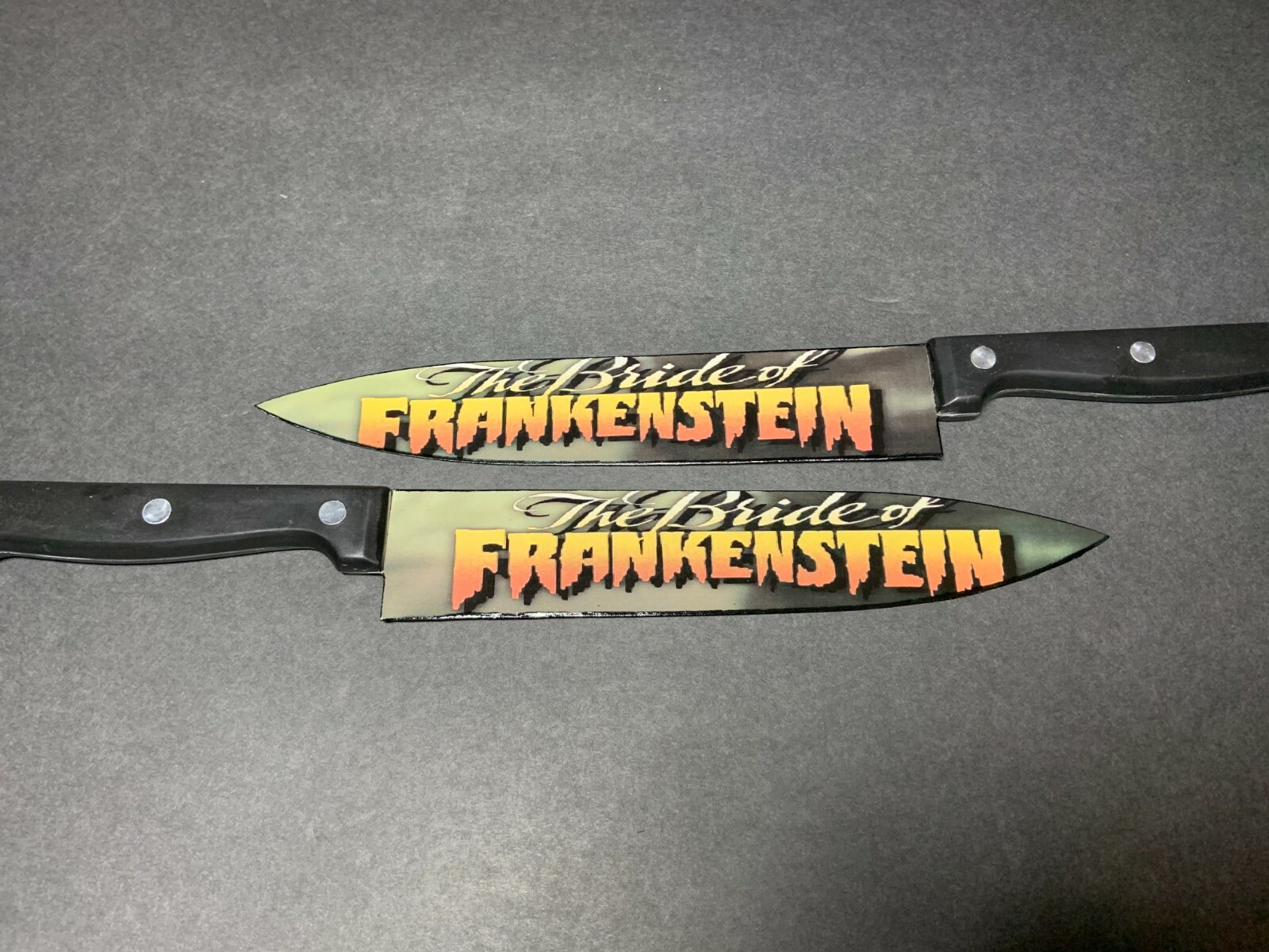 Bride of Frankenstein 2 Knife Set With Sublimated Stands