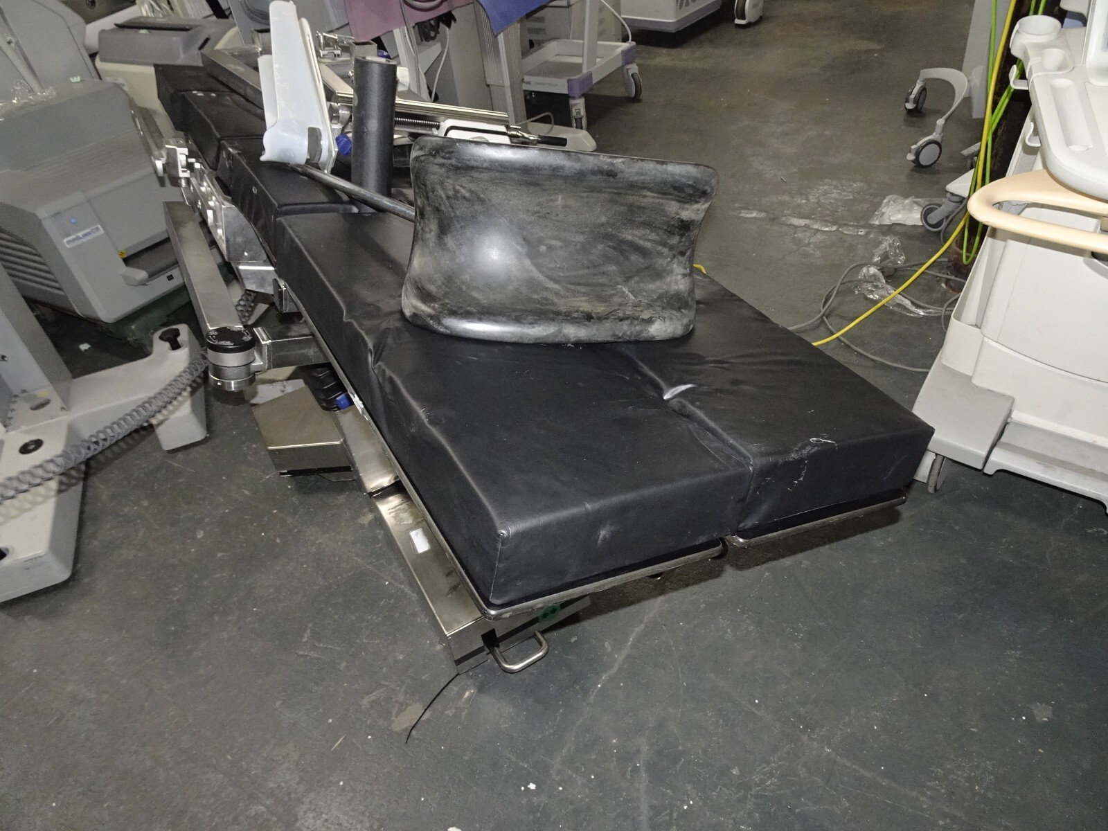 MAQUET ORTHOSTAR ORTHOPEDIC TABLE