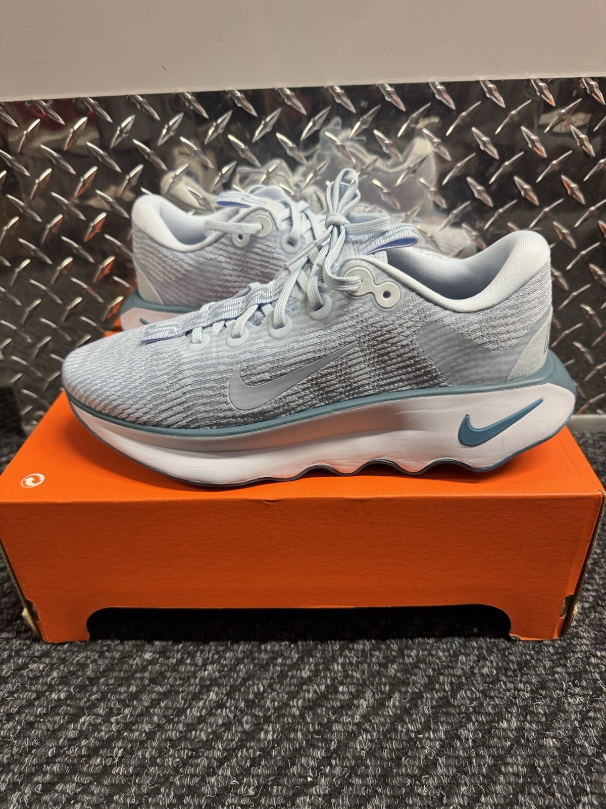 🔥 Brand New Nike Motiva Blue Tint DV1238 400 Women’s Size 10 Men’s 8.5