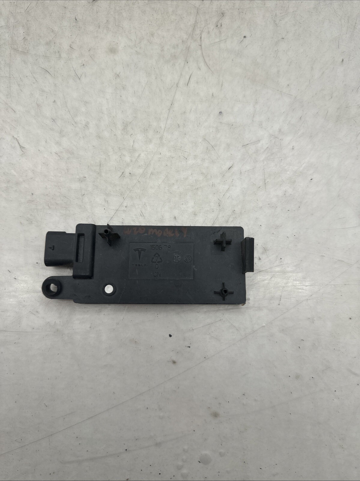 2020 2021 2022 2023 2024 Tesla Model Y Rear Bluetooth Antenna Module OEM
