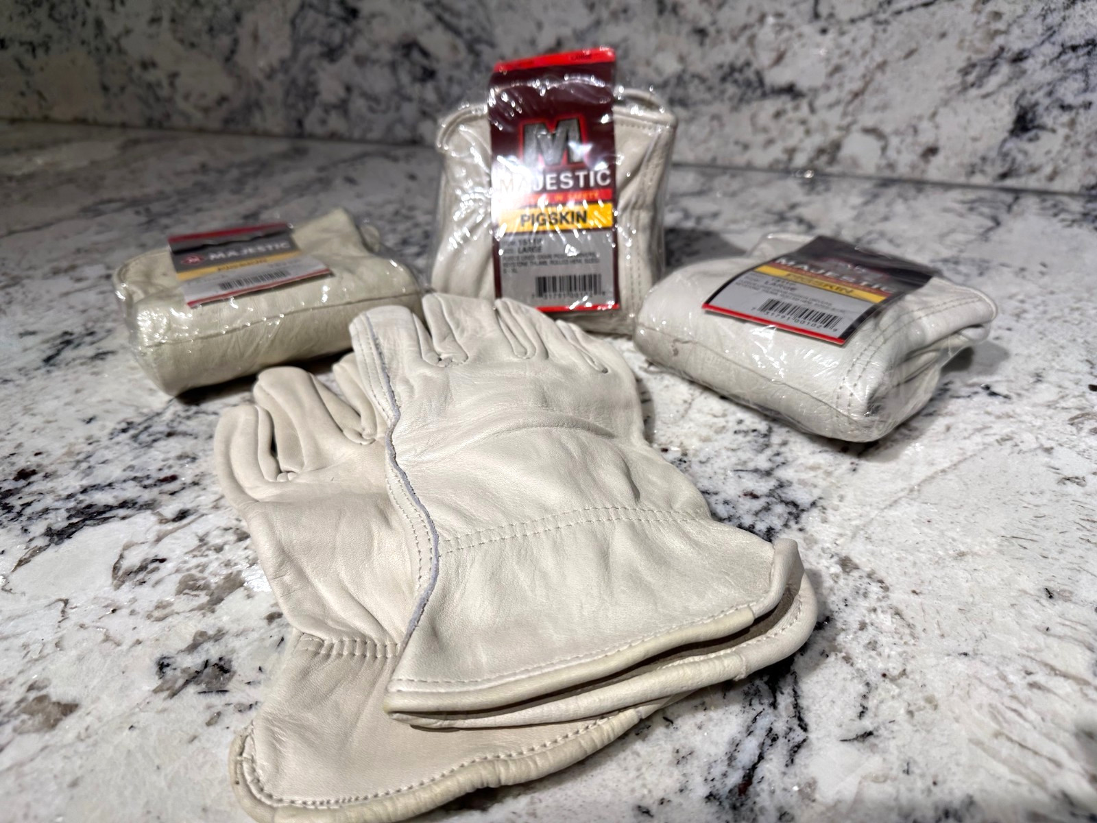 MAJESTIC PIGSKIN Drivers Leather Safety Gloves 1510P Large Lot of 4 NEW Pairs