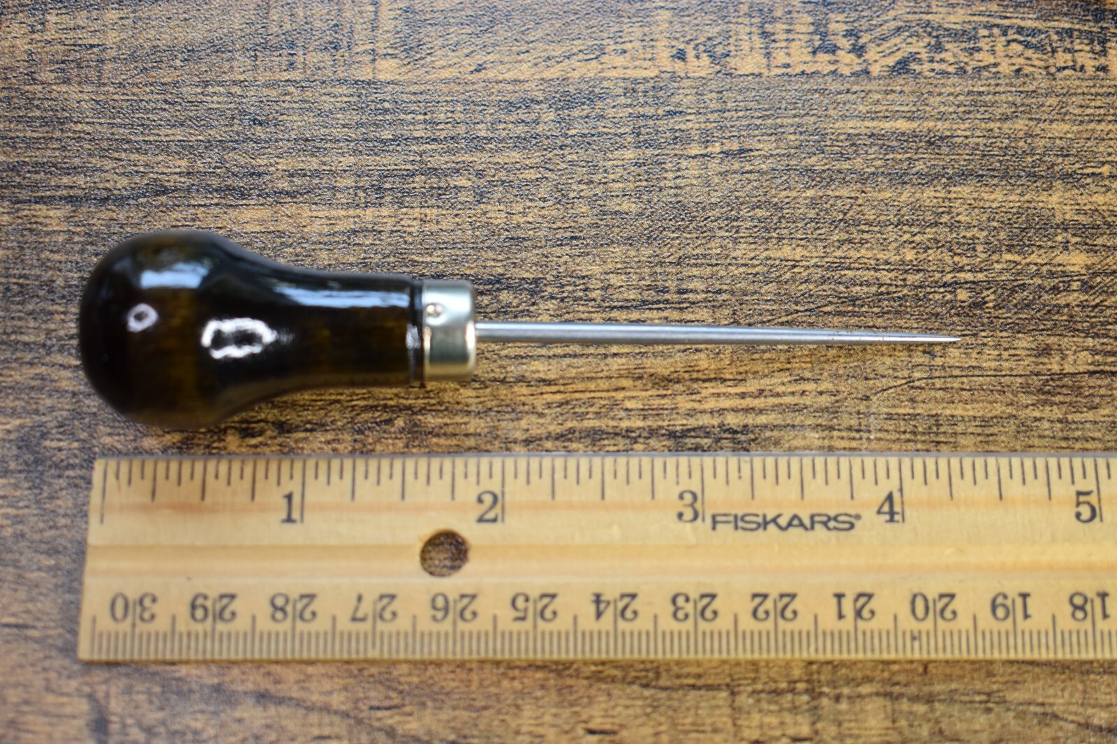 SALE !!!   1 Solid Wooden Handle Bodkin Needle for Fly Tying