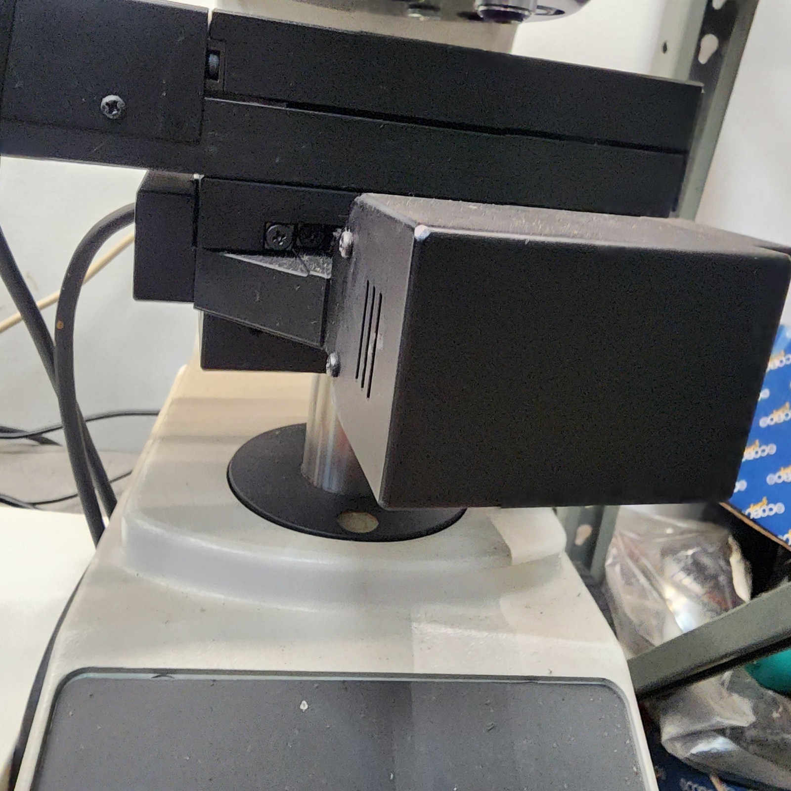Mitutoyo HM-200 System C Micro Vickers Hardness Testing System Dongle Computer