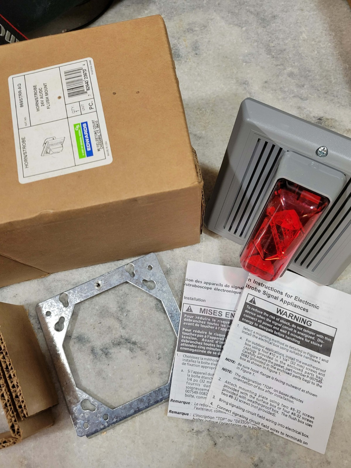 Edwards Signaling 869STRR-AQ Horn Strobe,Red,24 AC/DC