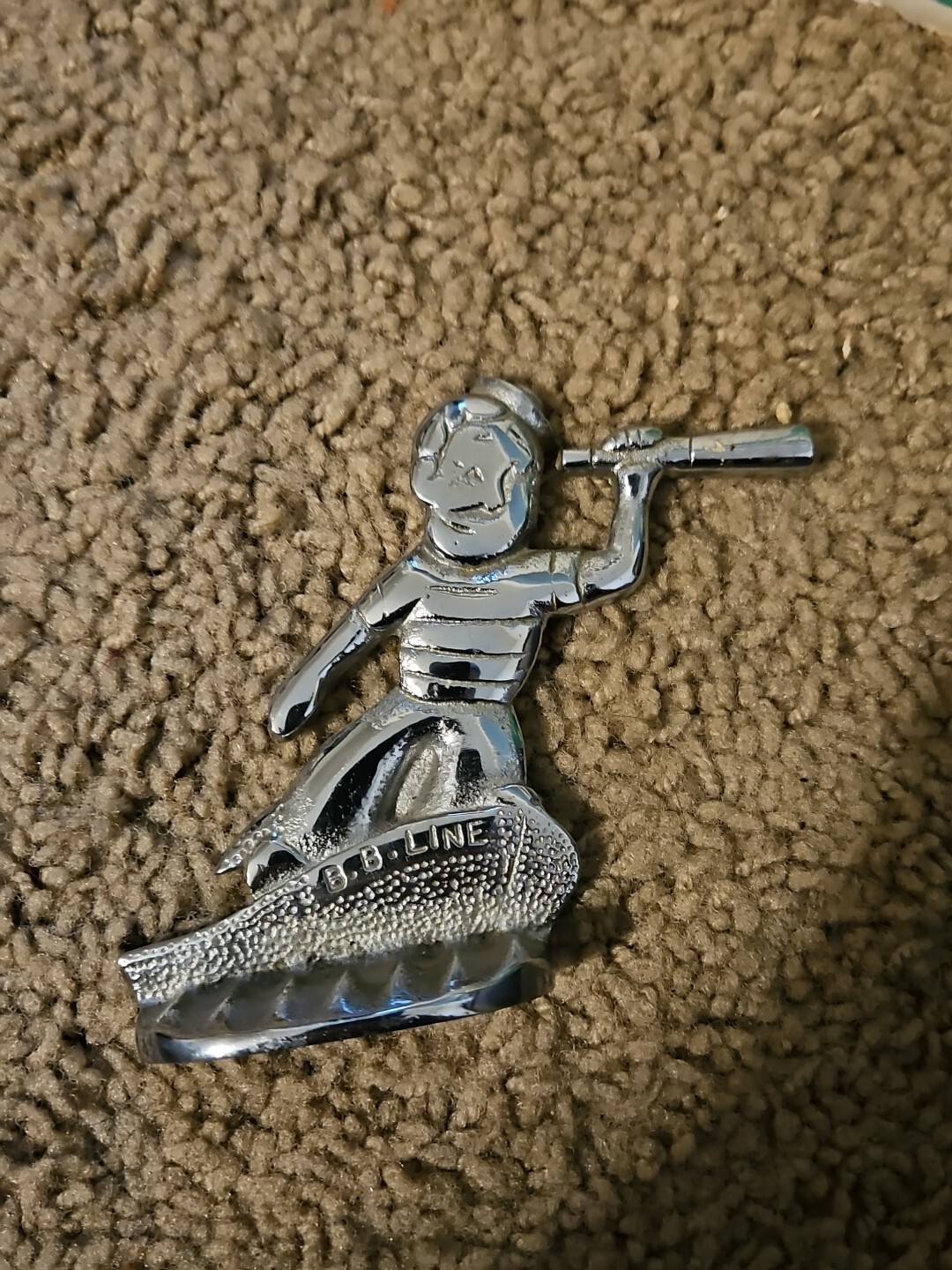 BB LINE HOOD BOAT ORNAMENT VINTAGE CHROME Original.