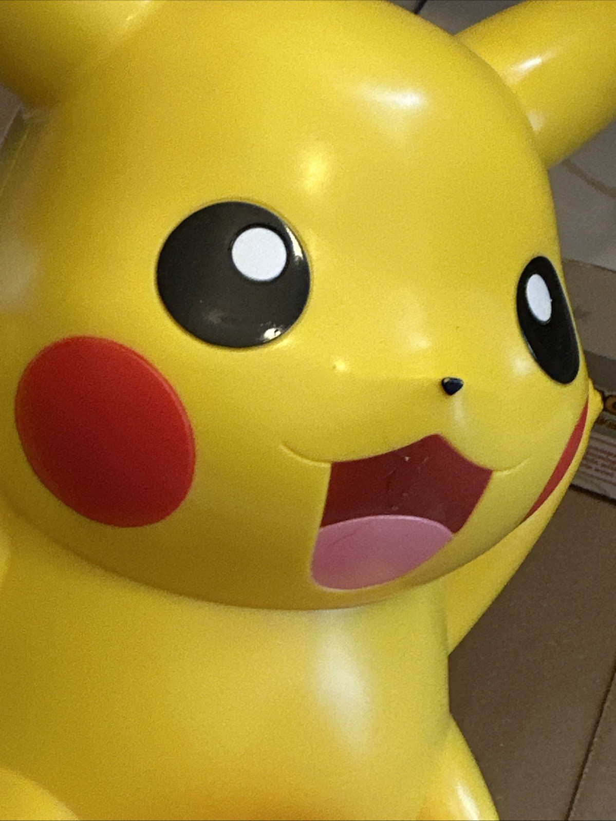 Pokémon Nintendo DSi Pikachu Charge Stand