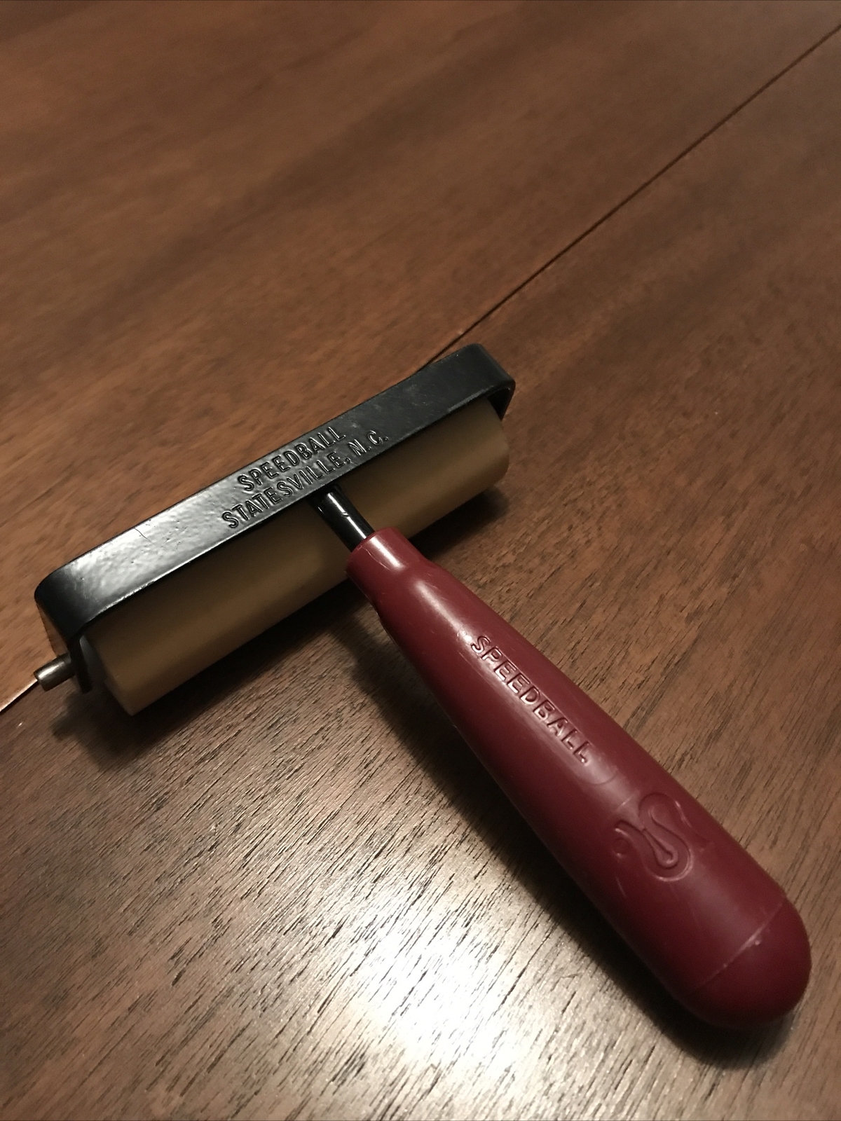 Vintage Speedball Roller Statesville NC Red Handle