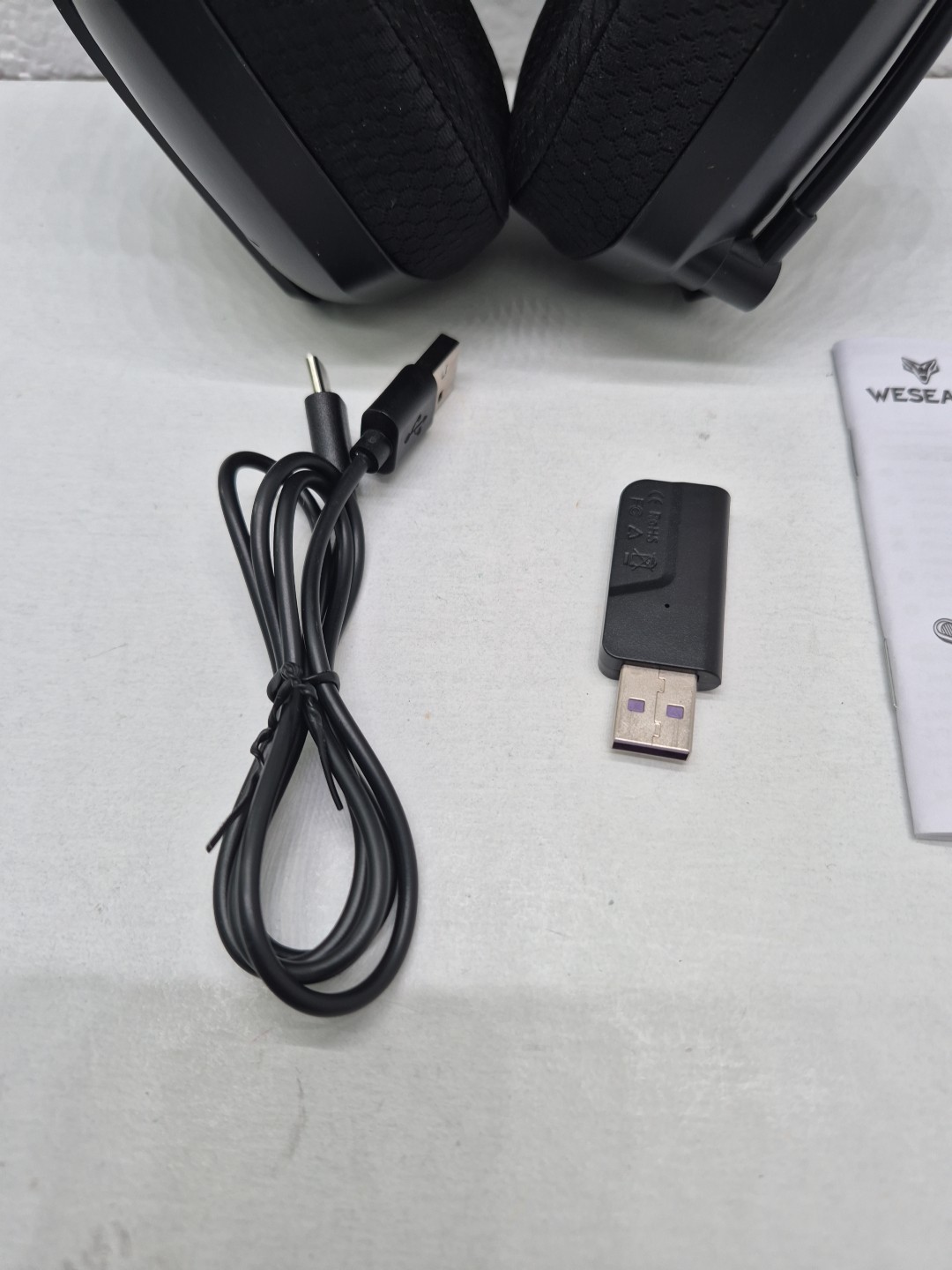 Weseary Wireless Gaming Headset WG1