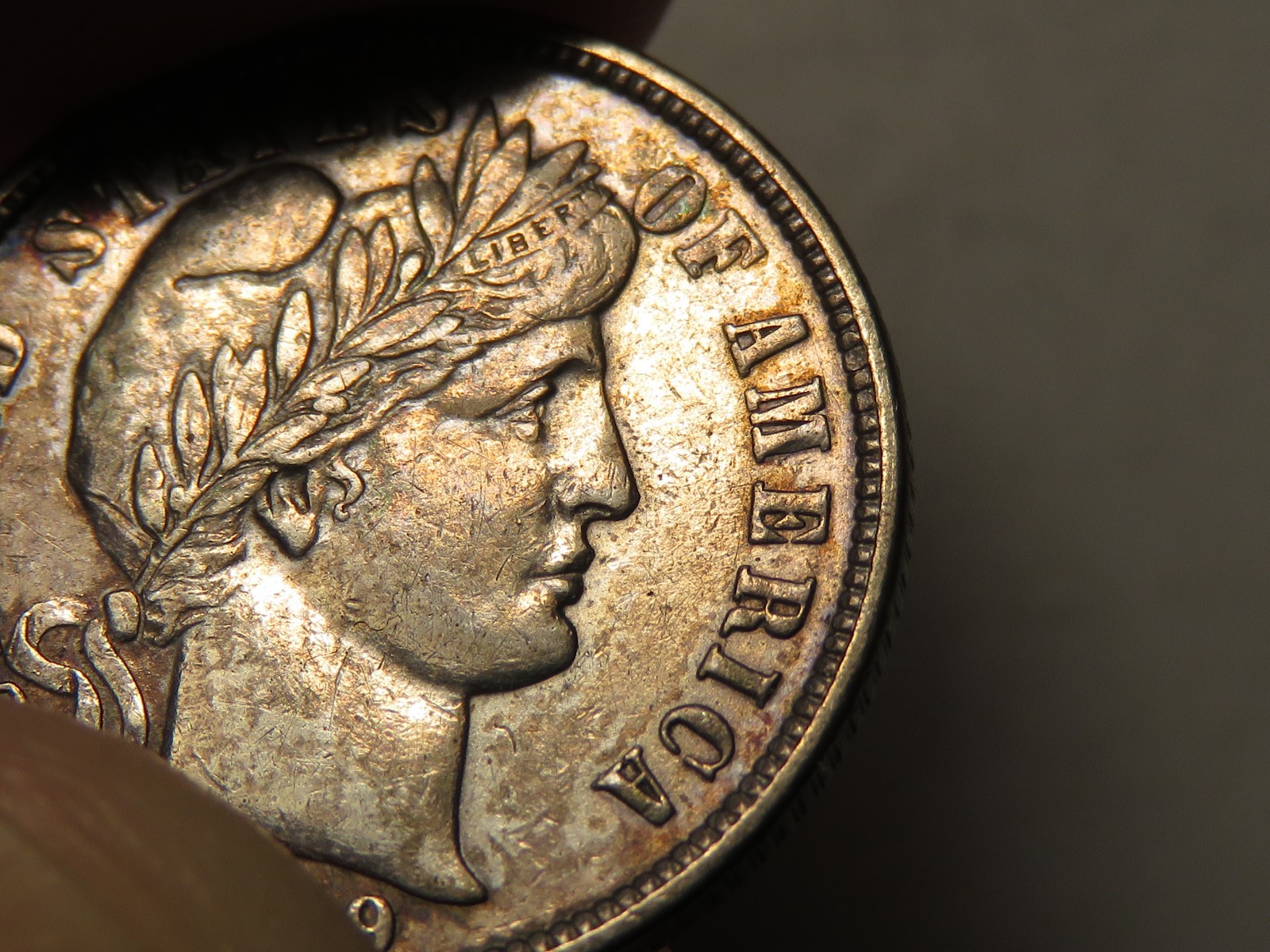 1899-P Barber Dime Grading AU/Unc.