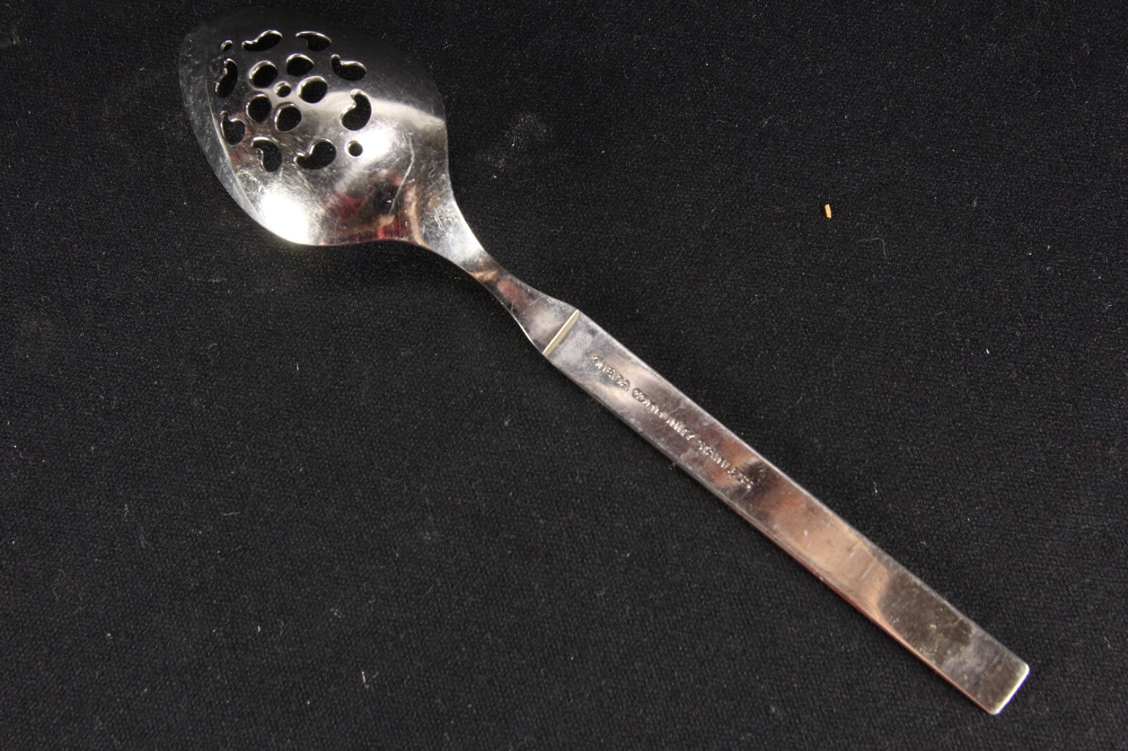 Oneida Community Stainless 'Isabella' Pierced Pie/Cake Server & Serving Spoon