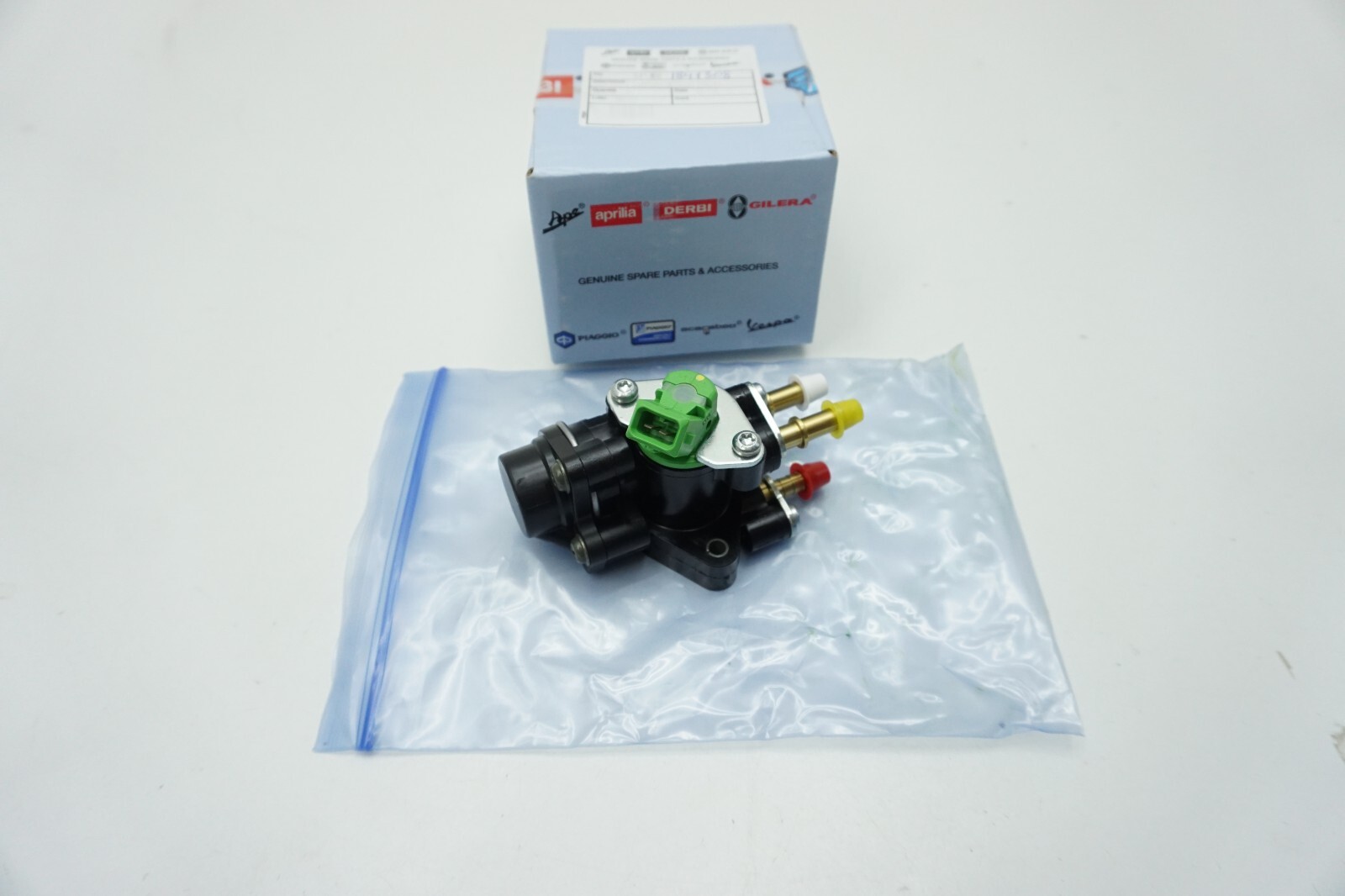 PIAGGIO APRILIA SR NRG Runner 50 Inlet Valve fuel rail pump injector 841308