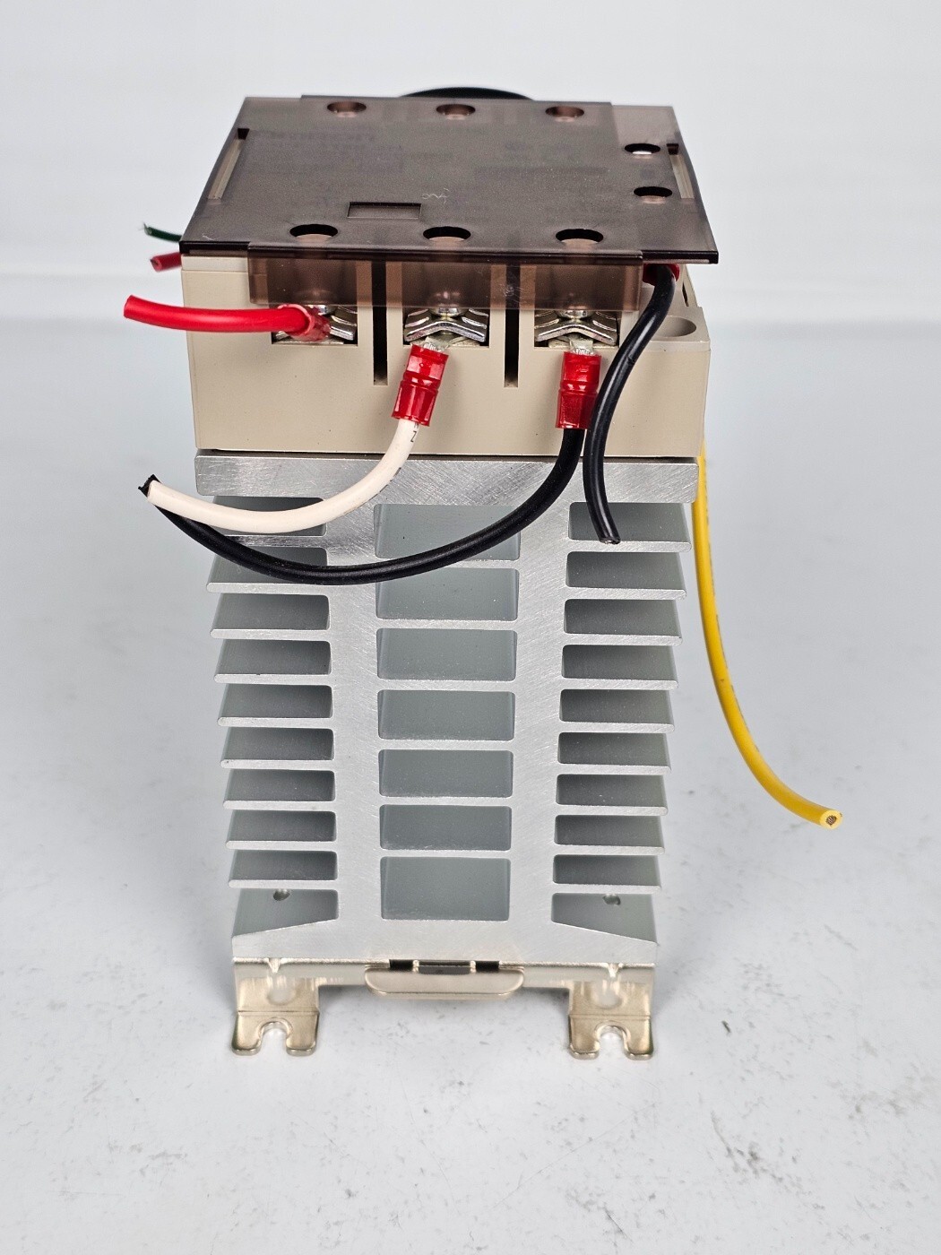 OMRON solid state contactor G3PE-215B-3N