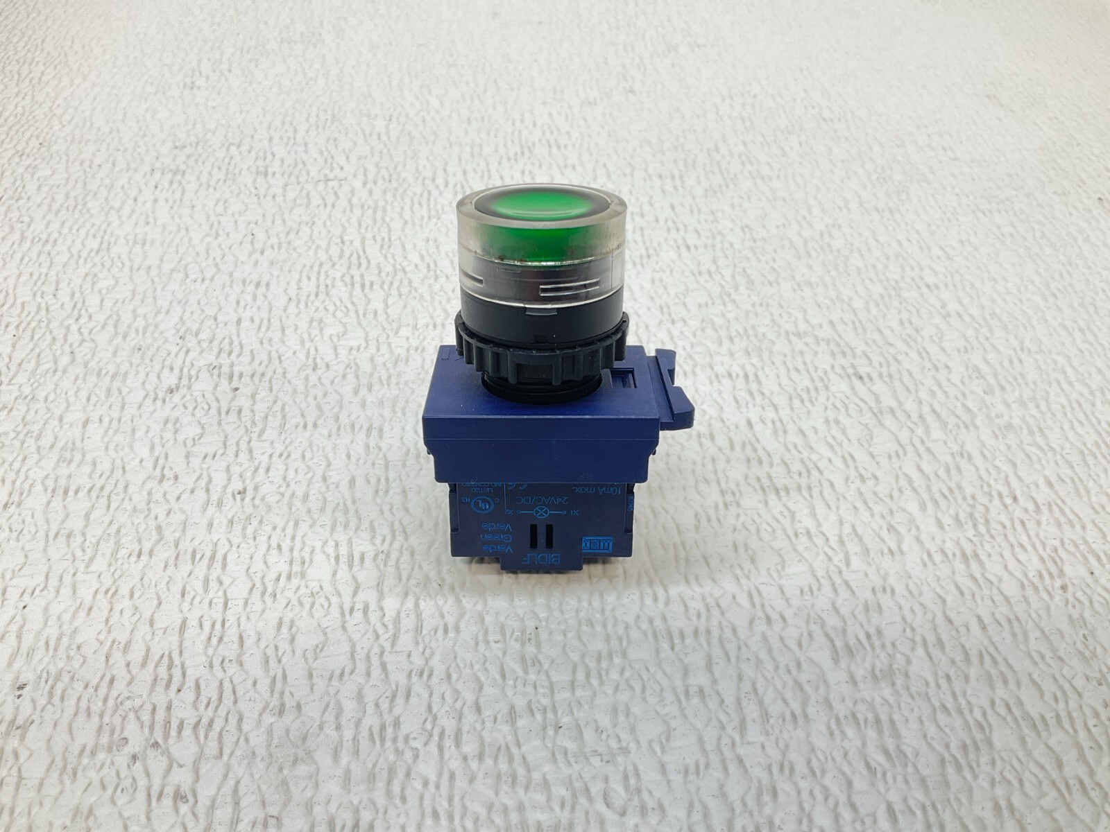 WEG BIDLF Green Illuminated Momentary Push Button BC10F (TSC)