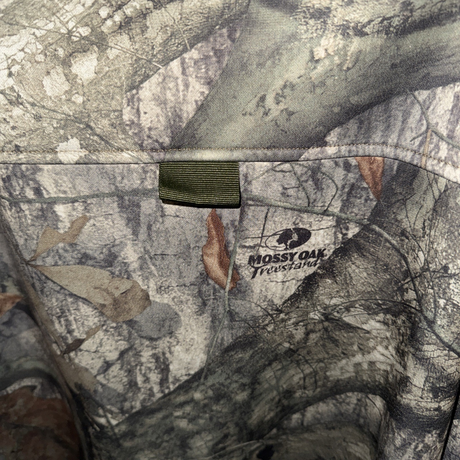 Men’s Medium Under Armour Scent Control Treestand Pattern Zip Up Fleece Jacket