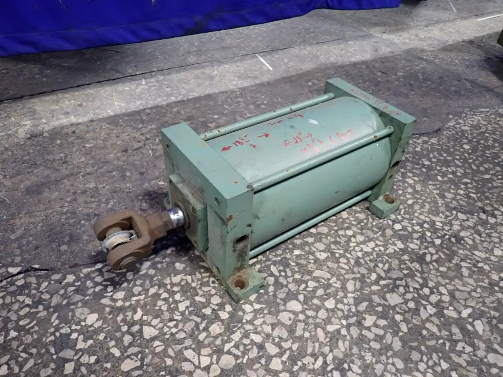 PNEUMATIC CYLINDER 02260730017