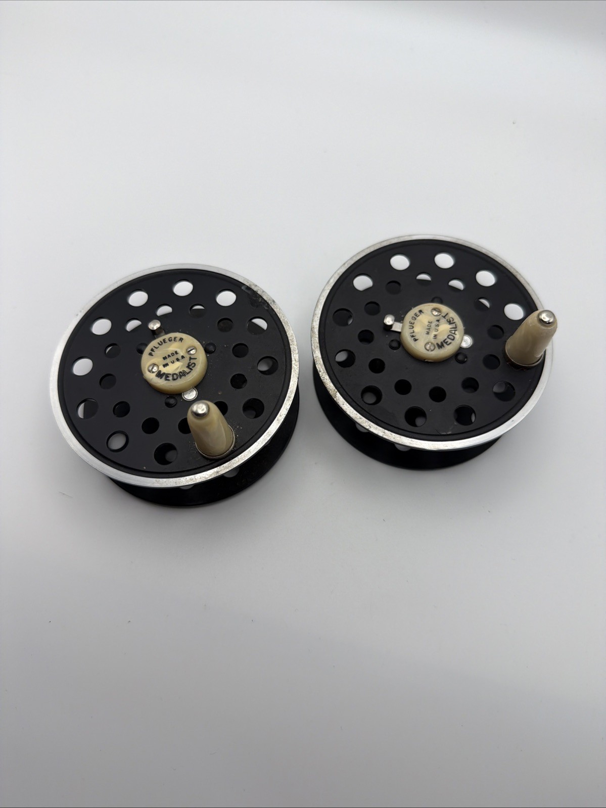 PFLUEGER MEDALIST FLY fishing REEL SPOOL only     CLEAN - Made In USA - Lot Of 2