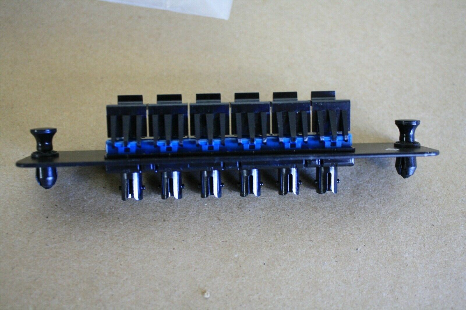 COMMSCOPE 760148239 PNL-BK-006-SFA-ST06-BL GANGED ADAPTER PANEL
